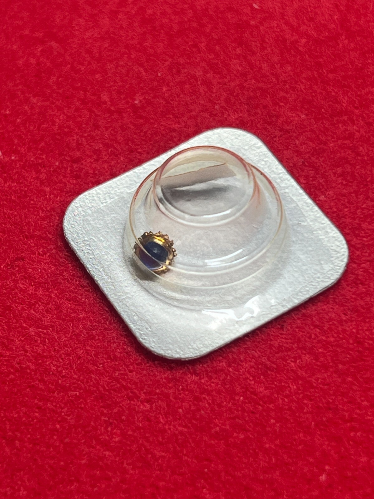 CARTIER Crown Must PM yellow gold 4.4mm Blue Spinell Blister