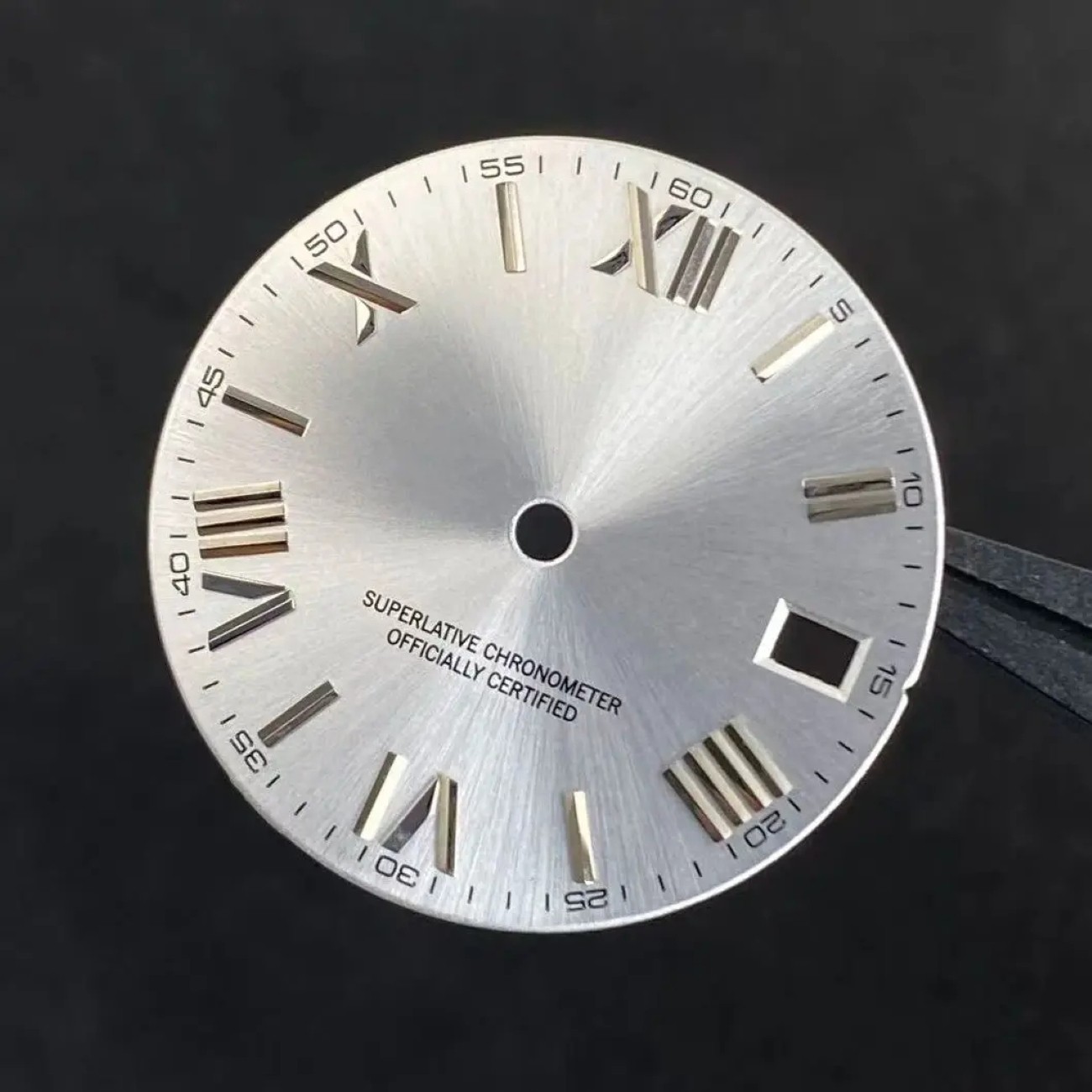 28.5mm Watch Dial Hands Green Lumin Single Calendar For NH35 36 38 4R Movements