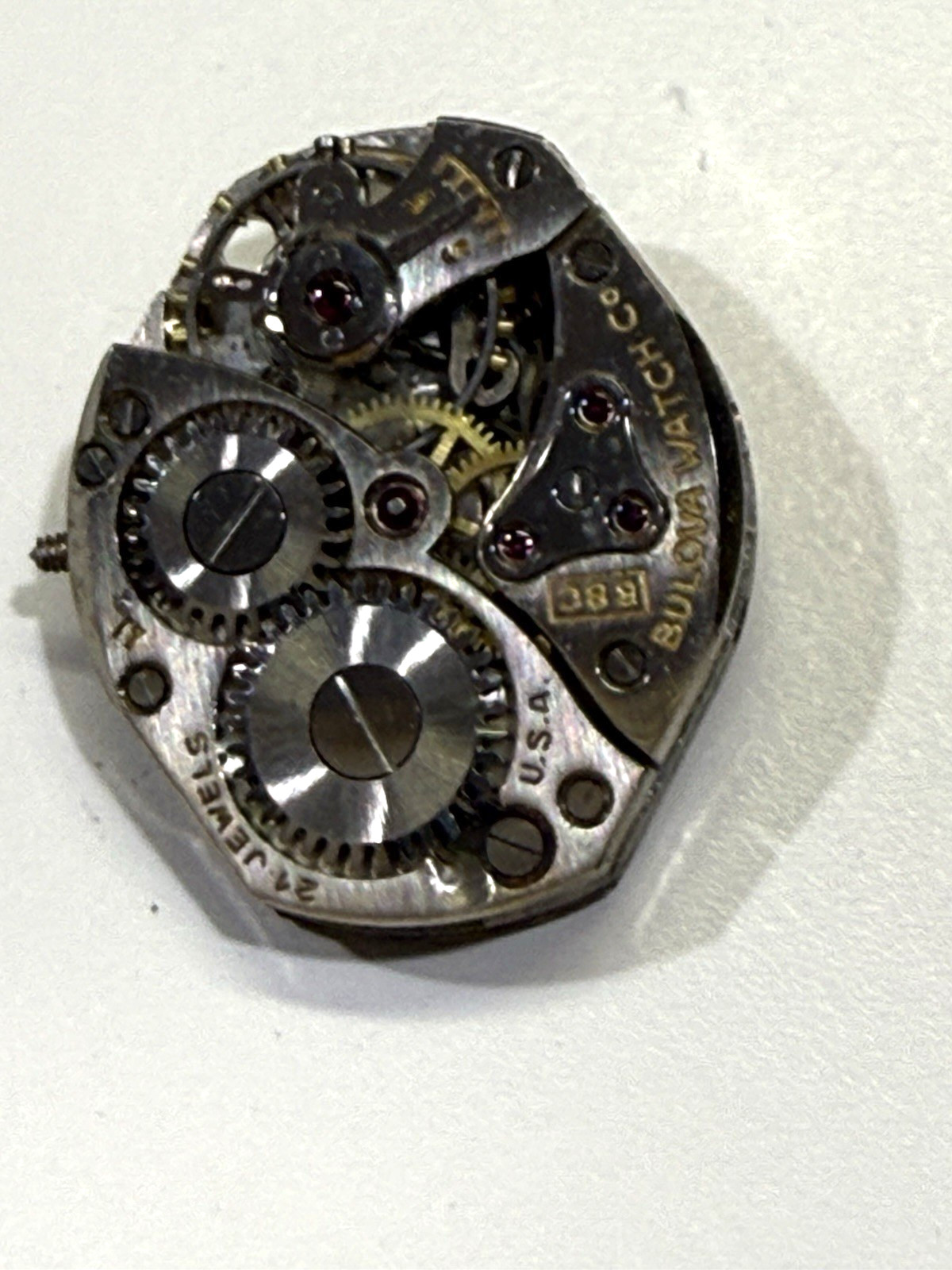 Vintage BULOVA 21 Jewels wind-up watch movement for parts or repair