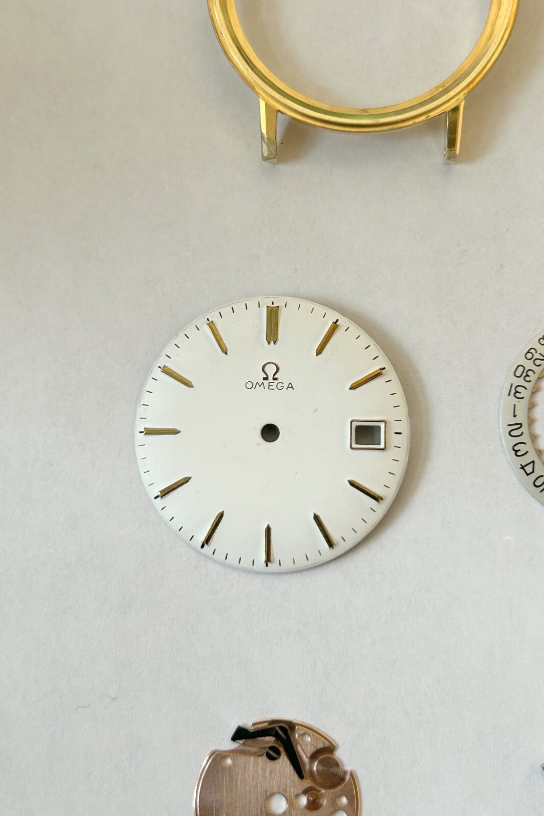 Omega Cal 611 Watch Part Movement Balance Fork Wheel 601 602 600 610 613 132.019