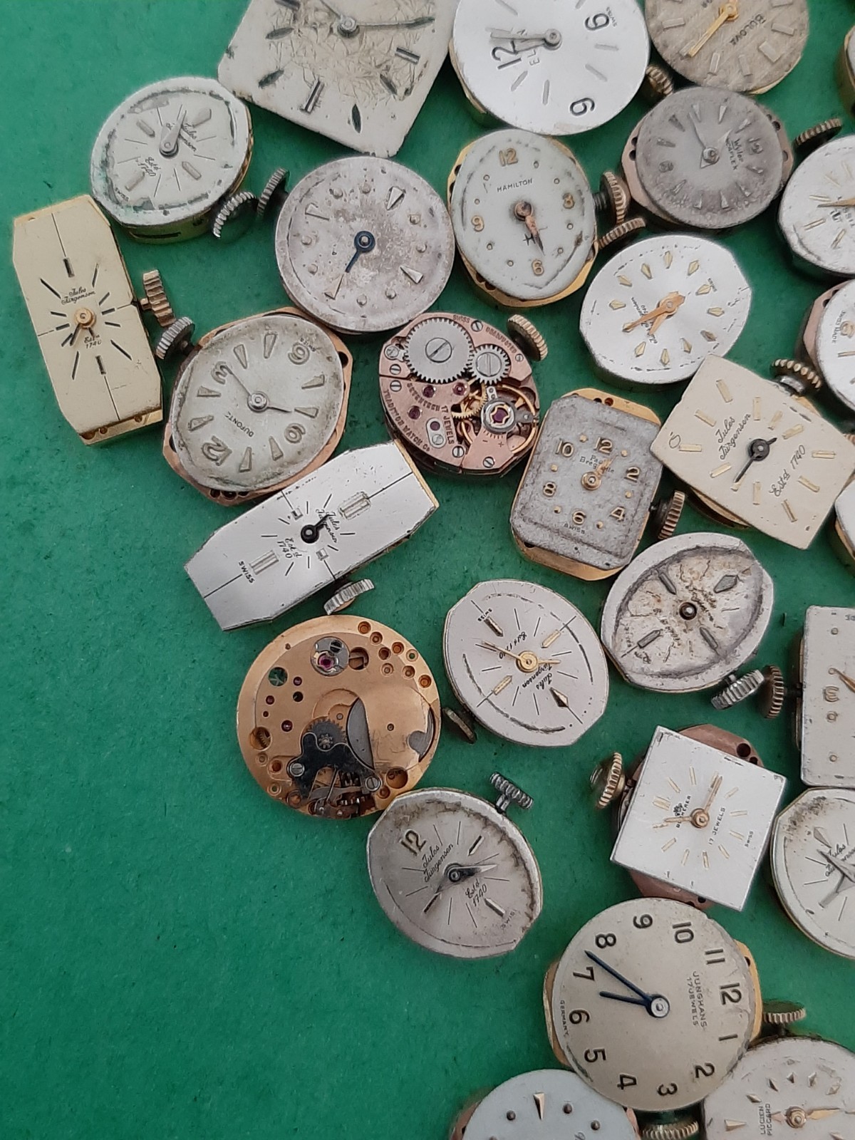 Lot of 60 Mechanical Wrist Watch Movements Parts Repair Manual Gold Cooper Tone