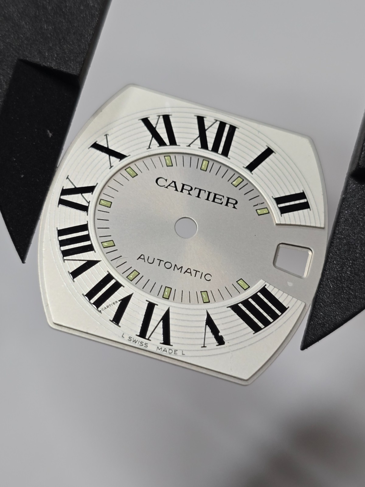 Genuine Cartier Roadster Silver Dial W62025V3 2510 26mm