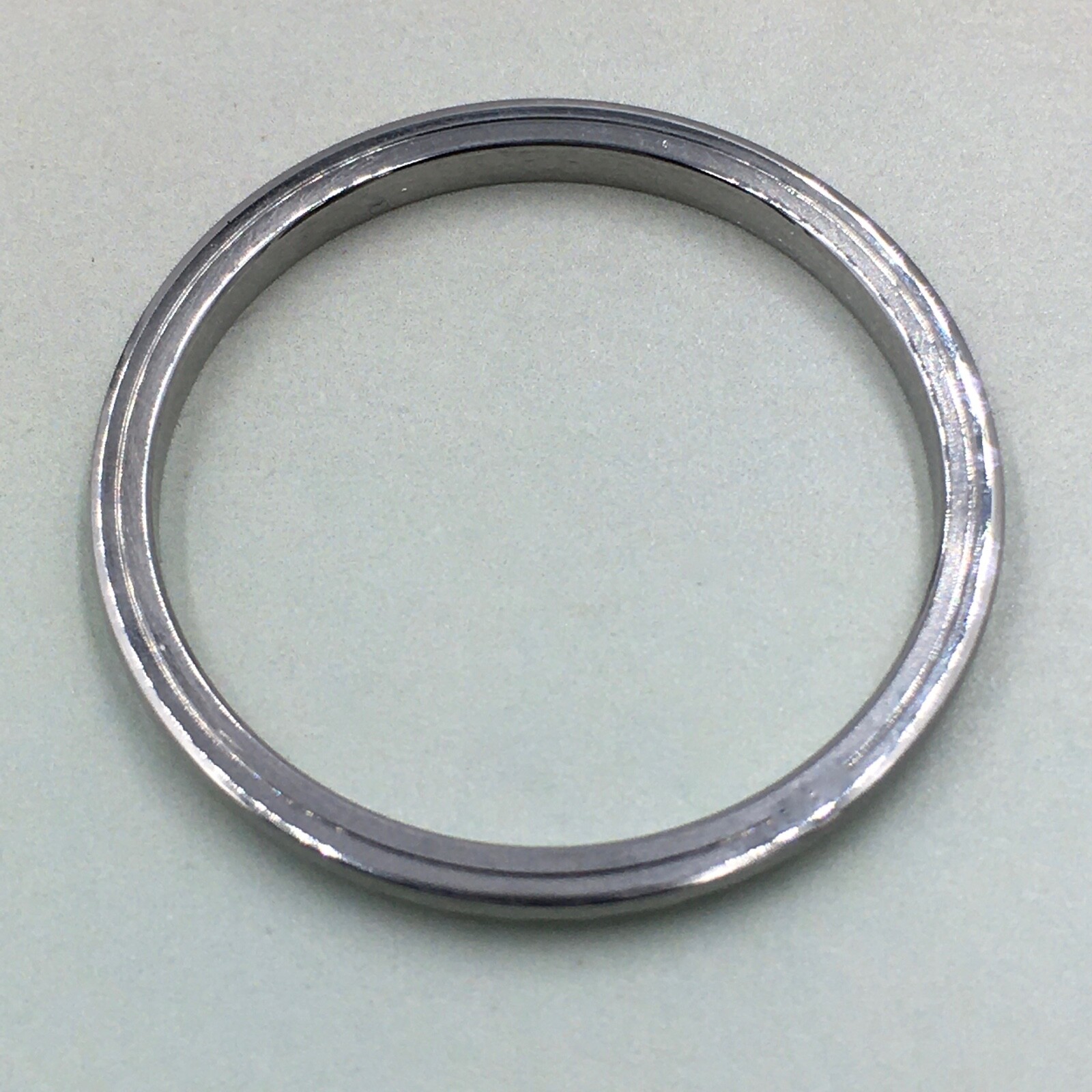 Genuine Rolex Ladies 26mm Engine Turned Bezel 6917, 6919, 79240, 69240.