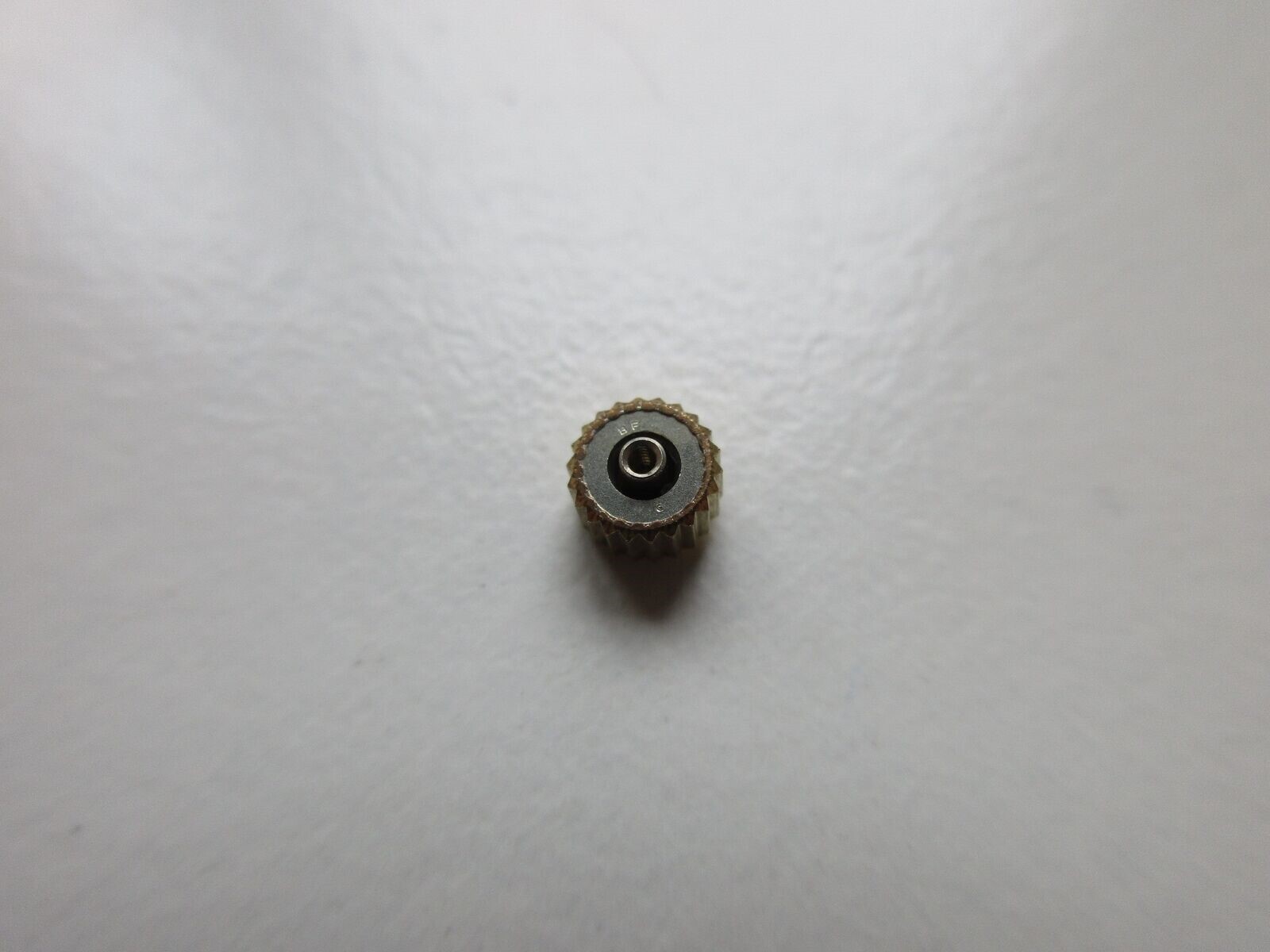 Rado N.O.S. yellow-plated watch crown ø 4.4 mm – stem thread 0.9