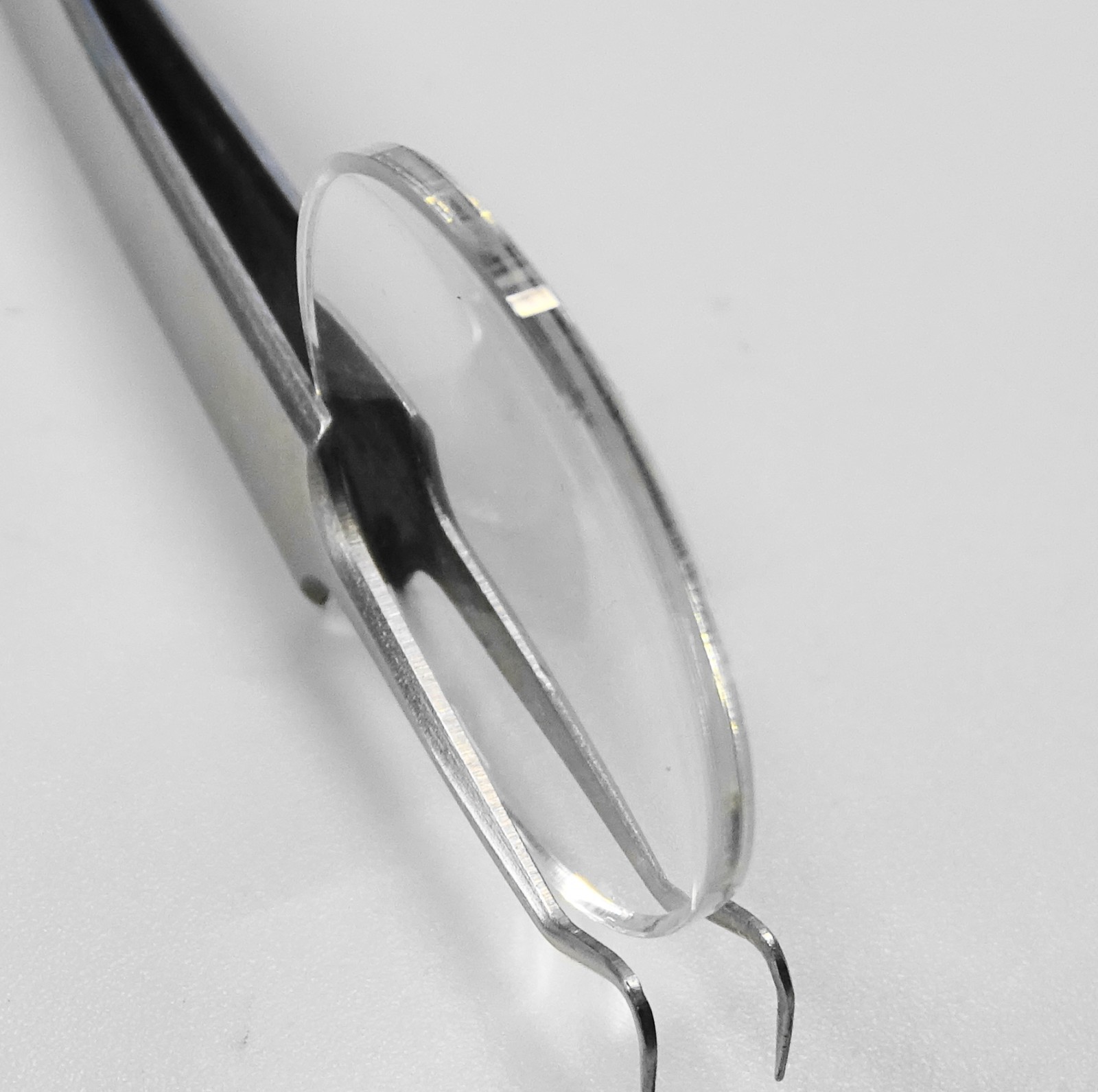 ROBUR OVAL Watch Glass 31.1 X 28.4 mm CAT.4 BOMBÉ Clear Acrylic, 3.9 mm