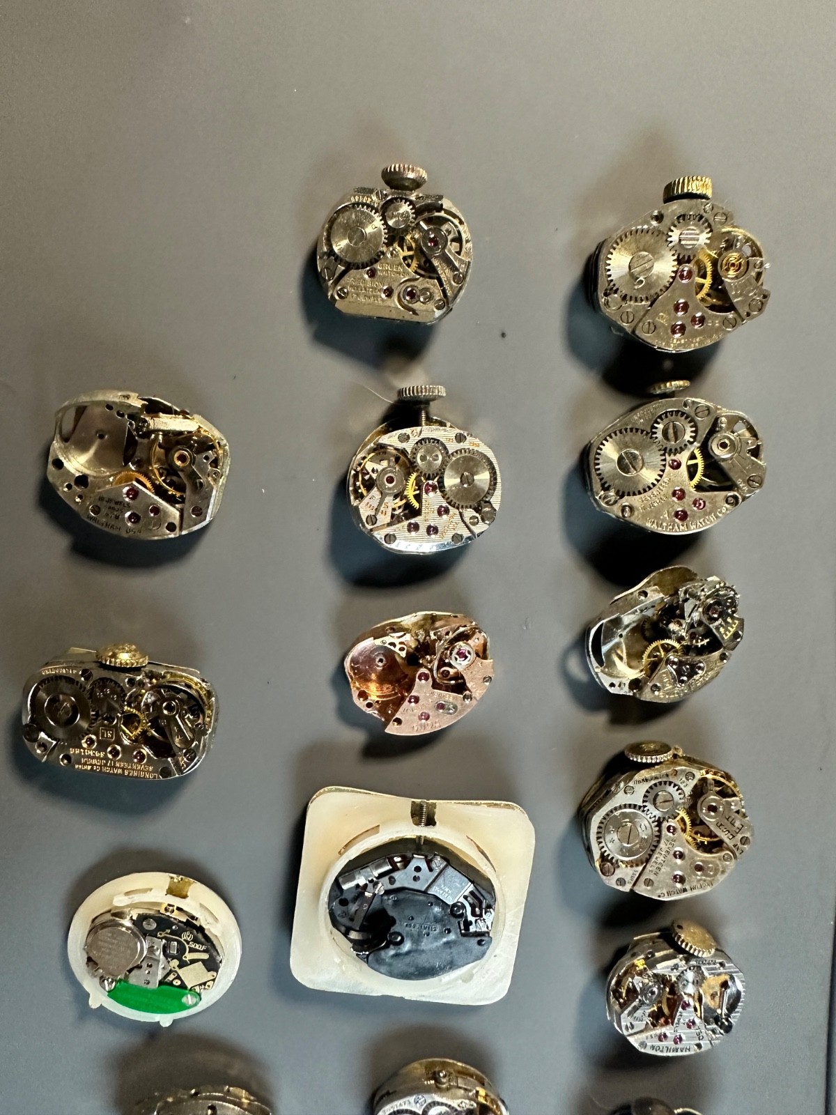 Lot of 20 Small Watch Movements Longines Hamilton Elgin Waltham Bulova