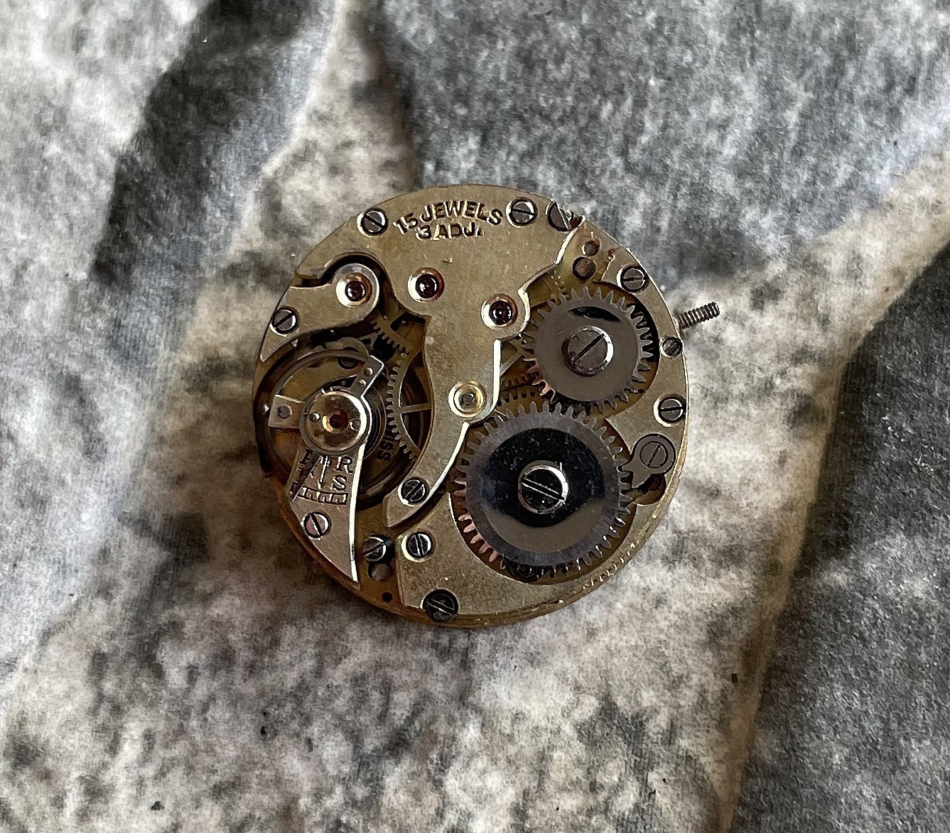 ✩ Vintage 15 Jewels Swiss Made wristwatch MOVEMENT