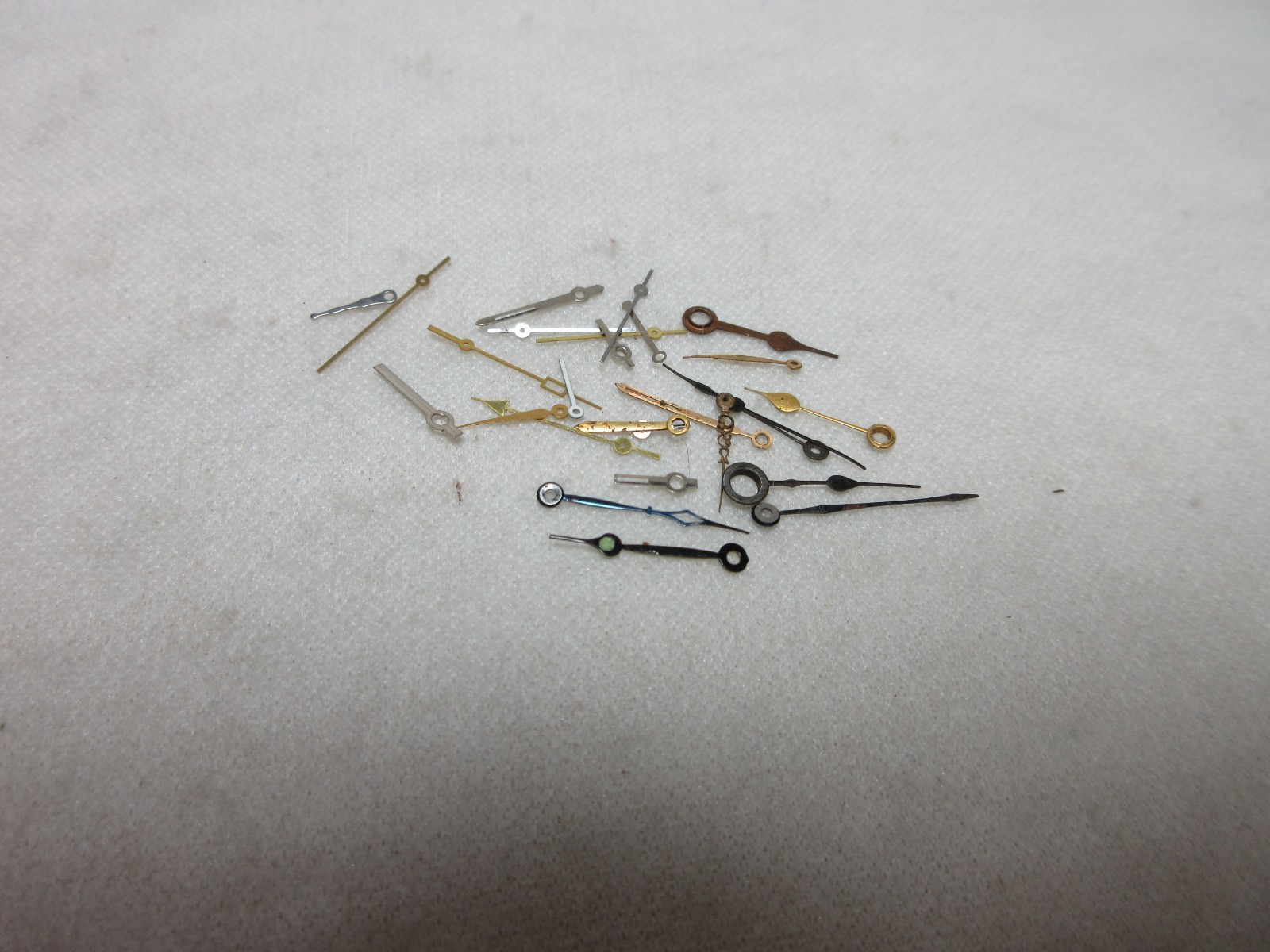 LOT OF 27 WATCH HANDS WATCHMAKER PARTS ASSORTED LOT POCKET / WRIST WATCH