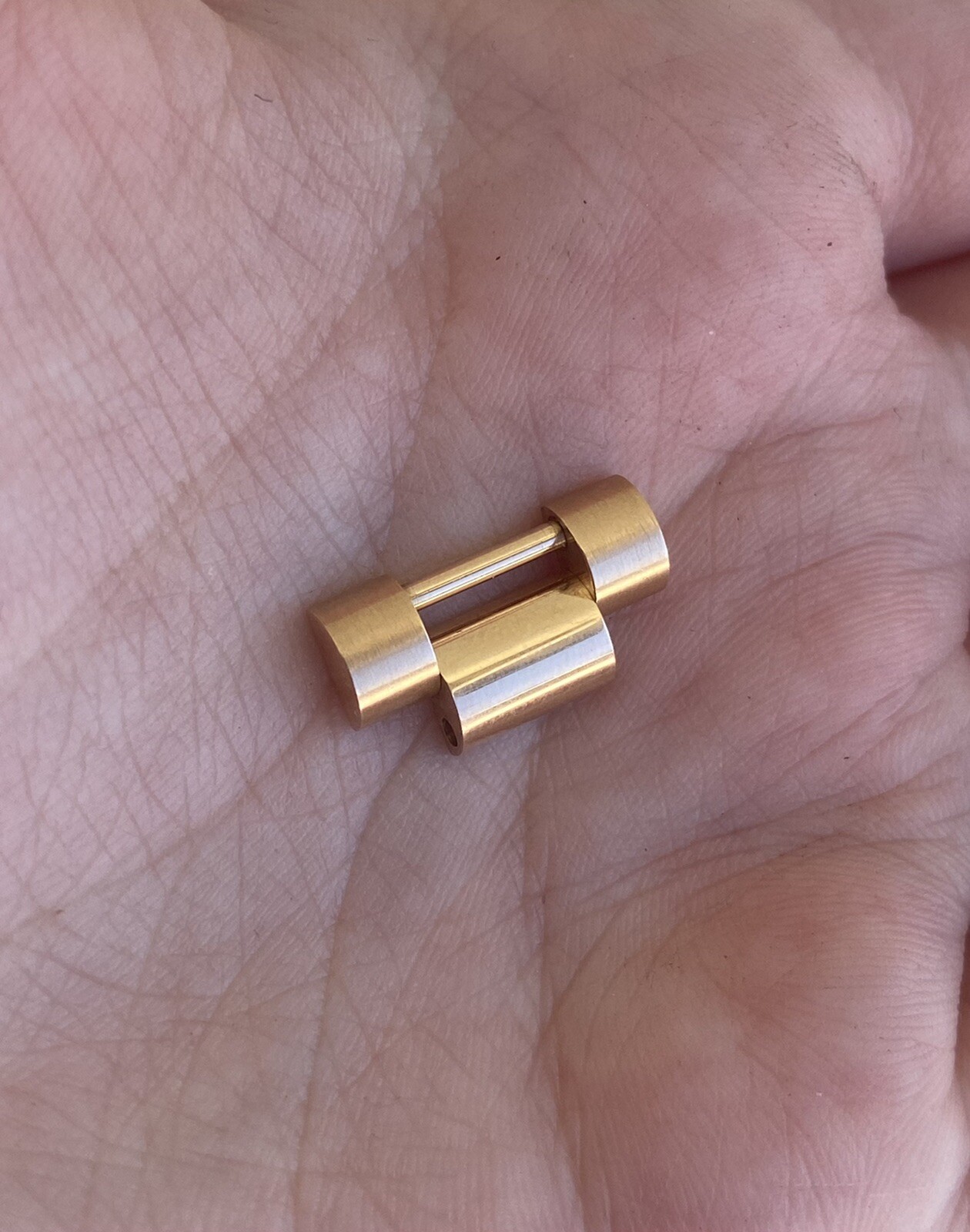 Genuine Rolex 18K Rose Gold 16.2mm Watch ( 1 ) Link Day-Date 118205/118235