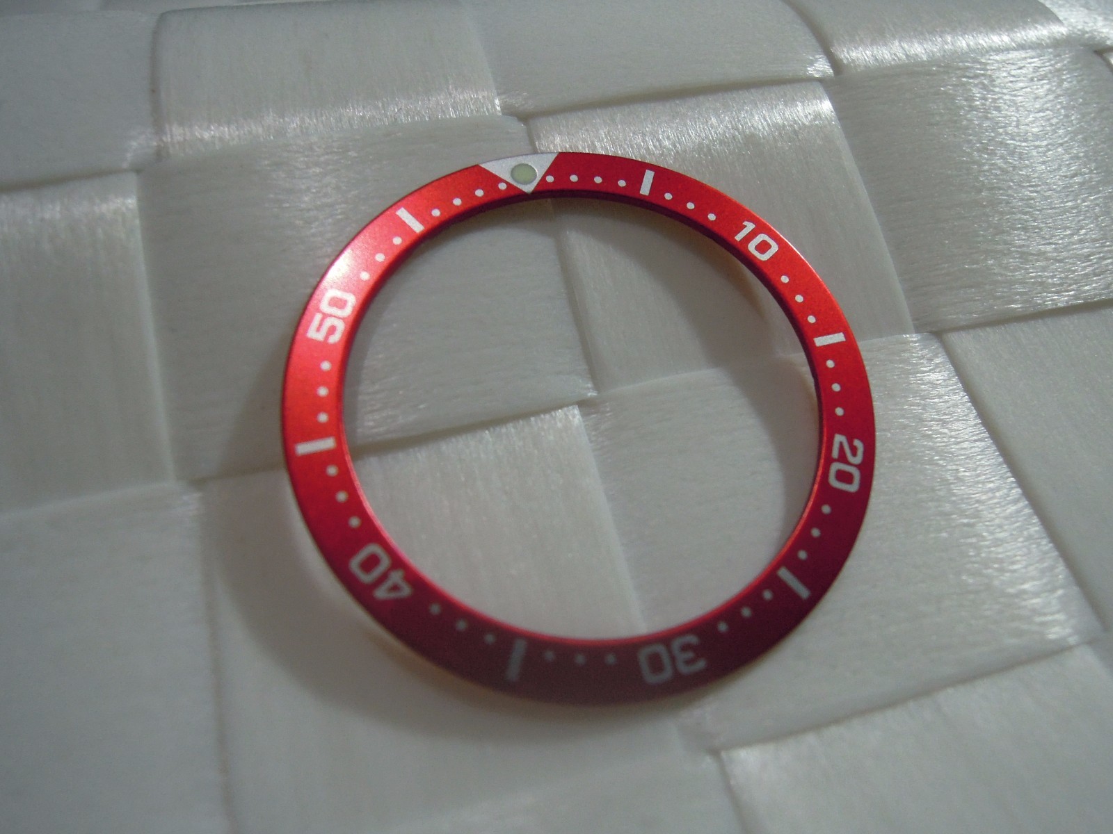 NEW RED FLAT BEZEL INSERT 33.5MM MEDIUM DIVERS SKX013 / SKX015 / 4205-0150-0156