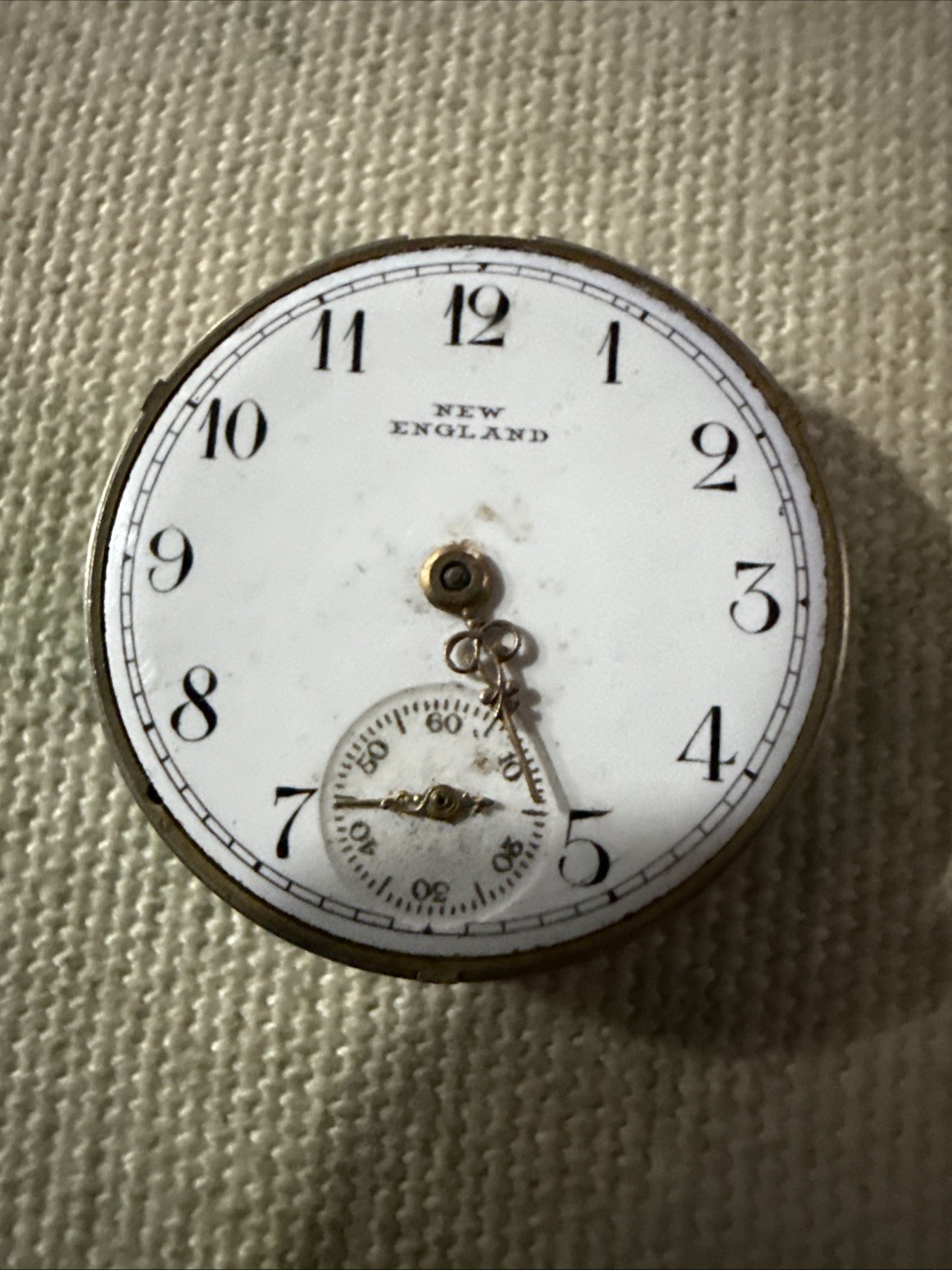 VINTAGE 27.65MM NEW ENGLAND WATCH CO. POCKET WATCH MOVEMENT FANCY DIAL