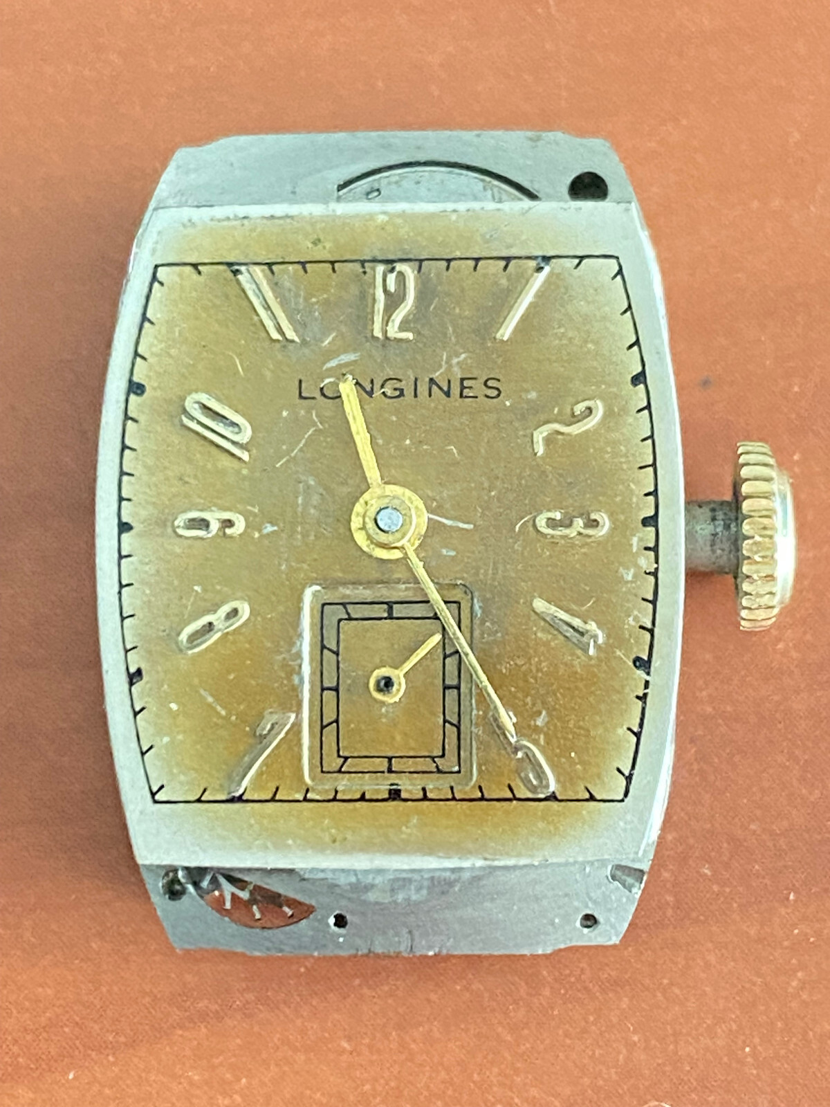 VINTAGE MEN’S LONGINES WRIST WATCH MOVEMENT, CAL. 9L, KEEPING TIME, 17 JEWEL
