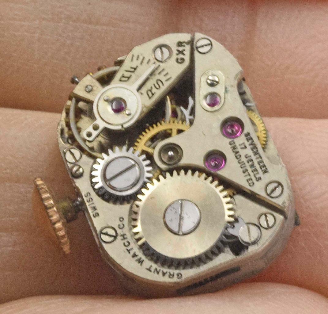 Vintage GRANT Wind Up Movement Ladies GXR Model 17j Clean! Dial RUNNING WELL