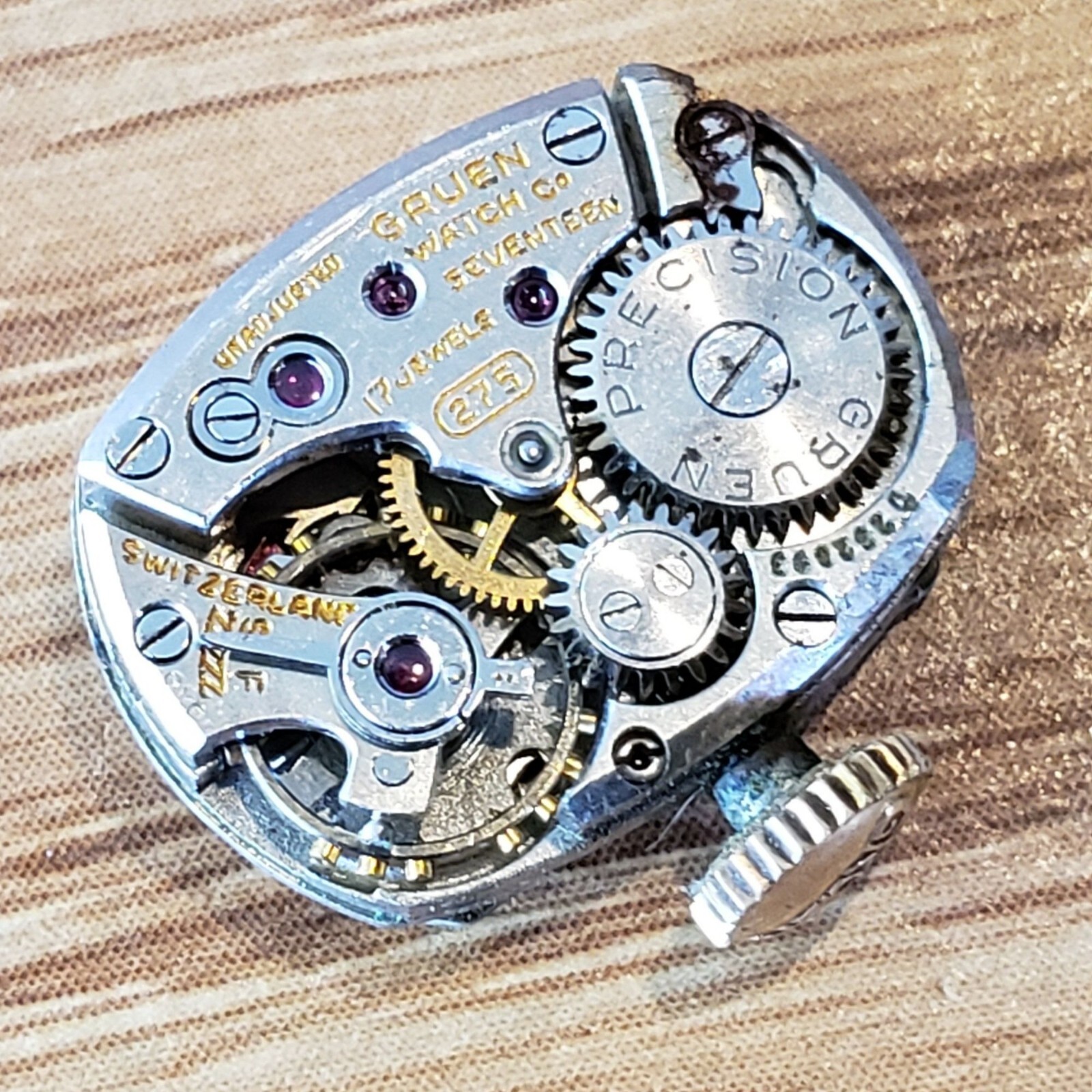 Vintage Gruen Precision 275 17 Jewel Veri-thin Swiss Watch Movement Numbered WP1
