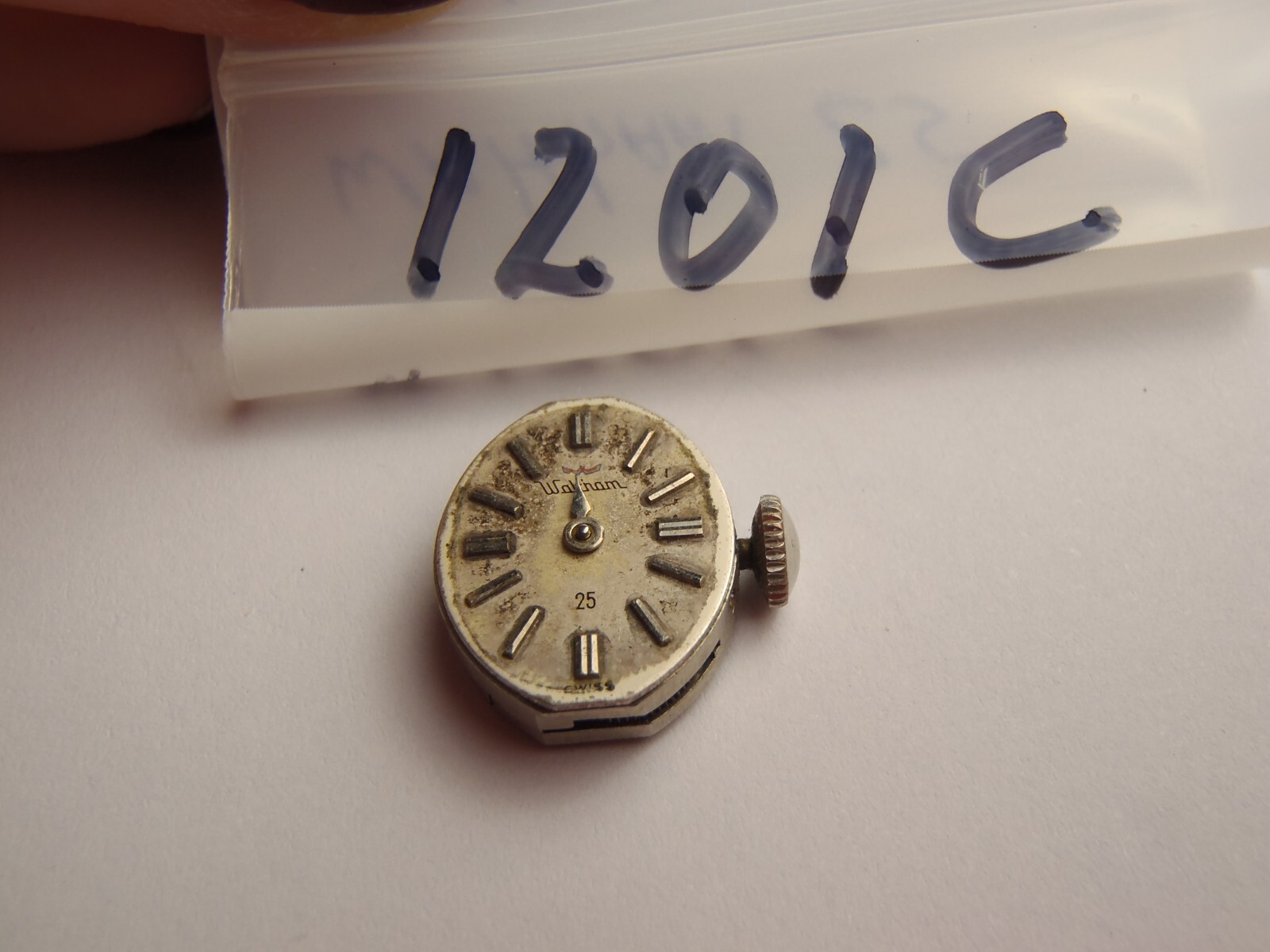 WALTHAM 25 Jewel Manual Winding Movement Running