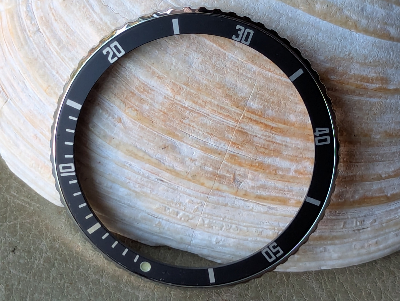 DEFECTIVE NOS Vintage Bulova Accutron Depth Gauge Bezel/Insert FOR 8459 CASES