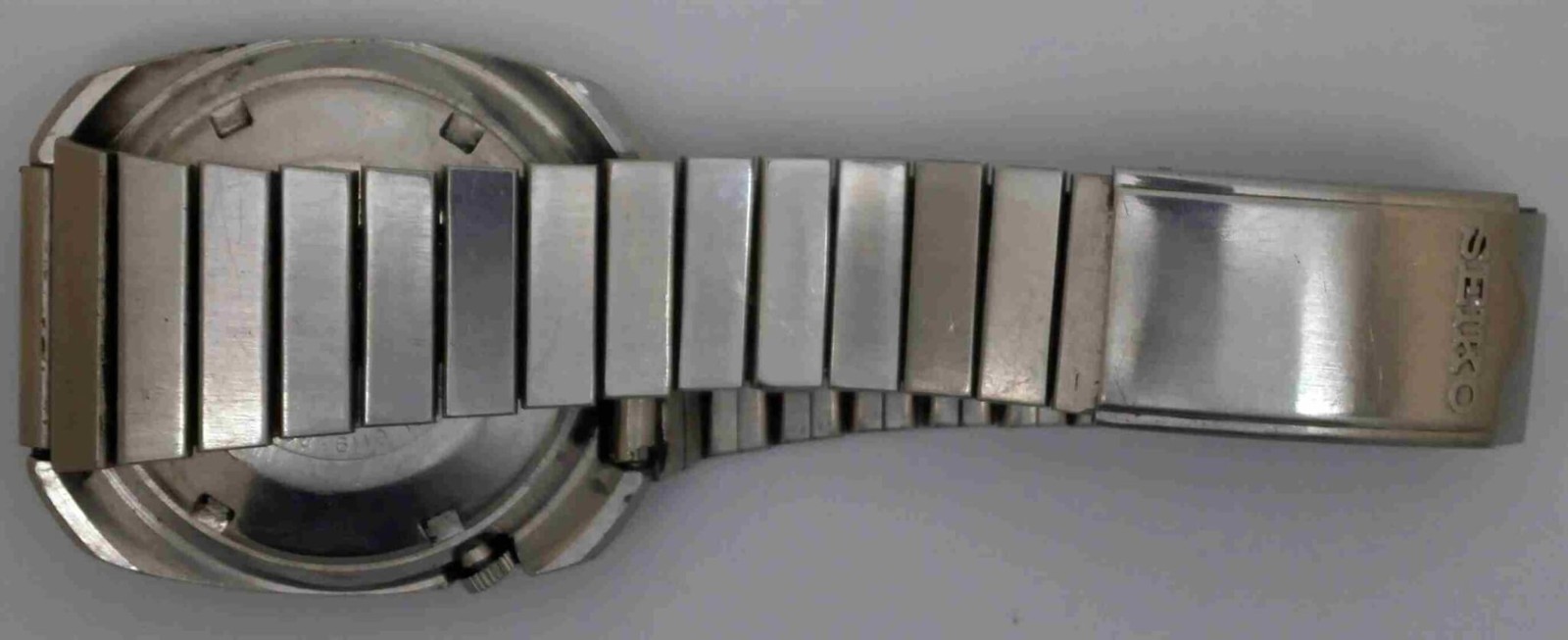 VTG SEIKO 5 Steel Watch. Ref: 6119-8430. Cal: 6119C. For Service