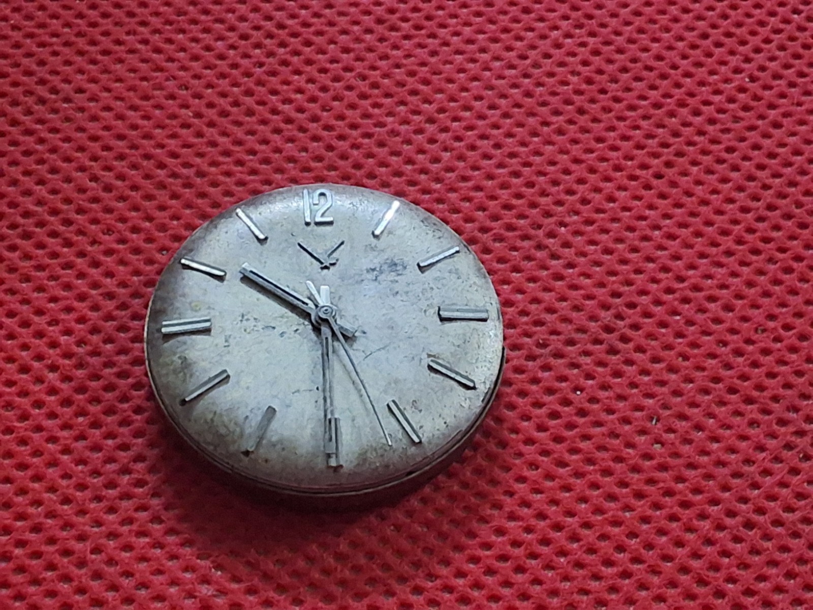 Vintage CAMY 17 Jewels Manual Wind Wrist Watch Running Movements Swiss Made.