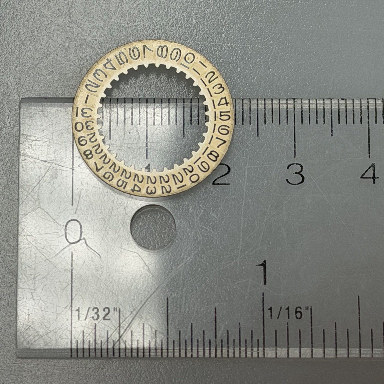 Genuine Vintage Rolex Champagne Date Wheel Disc Flat Top 3 Open 6/9 Cal 1570/5