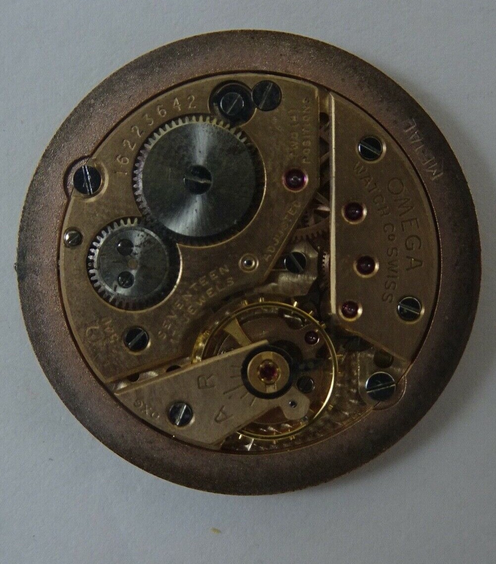 Original Omega cal. 540 Movement with Dial Balance okay needs cleaning
