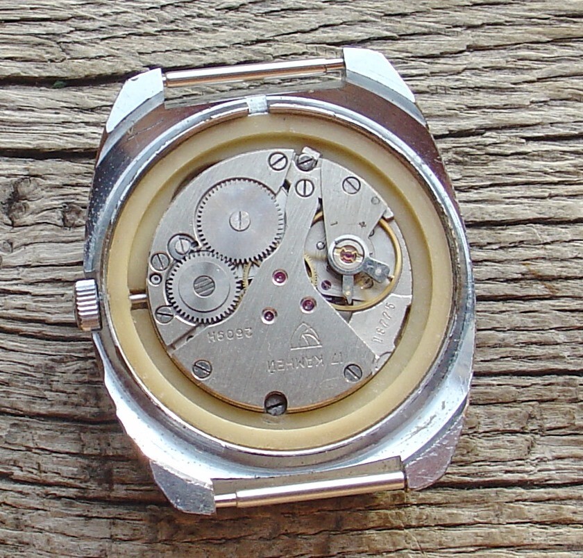 Rary Collectible Soviet Russian CHAIKA (Poljot) “Fish eye” Watch 1970s Serviced