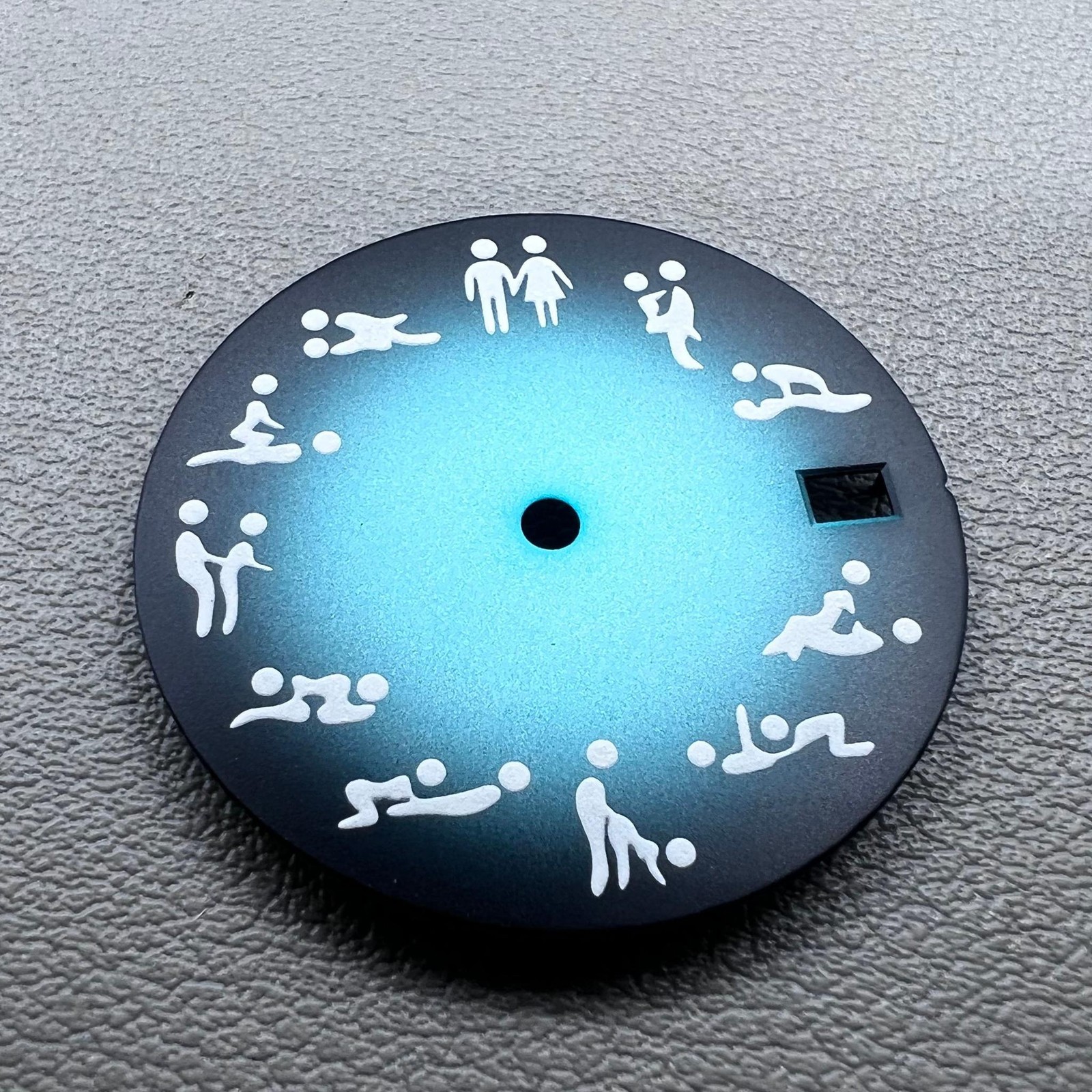 28.5mm Green Lume Watch Dial Gradual Sky Blue Adult Love Posture for NH35 NH36