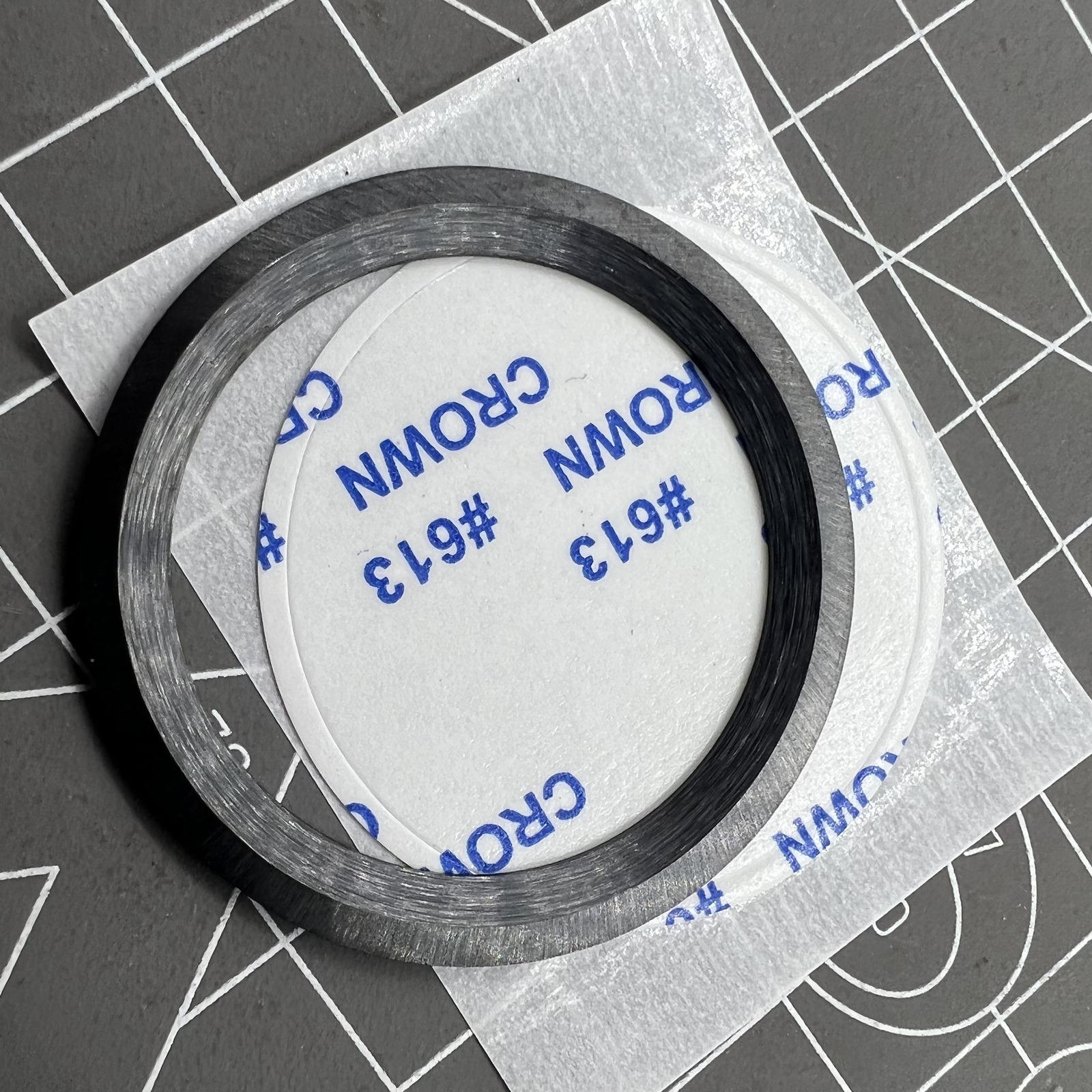 41.5mm/32.5mm Black Bezel Yellow Font Ceramic Watch Bezel Insert