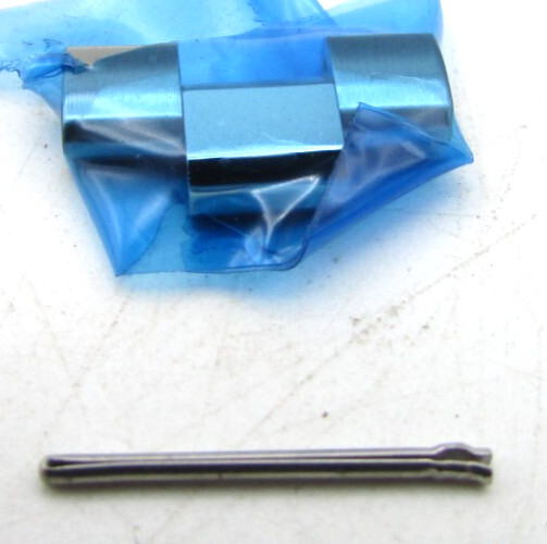 18mm TAG HEUER SILVER TONE STAINLESS STEEL LINK FM0084 WATCH PARTS OR REPAIR W64