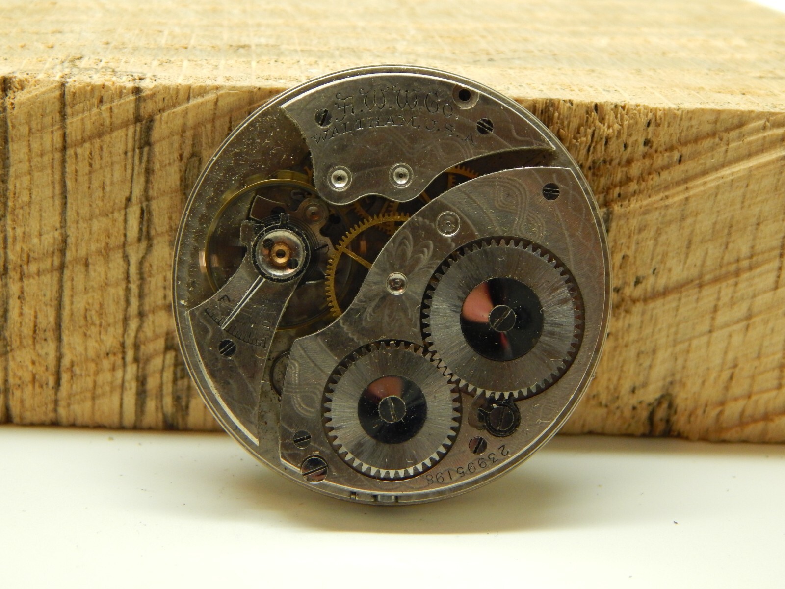 Antique Waltham Pocket Watch Movement 12s 7j Grade 210 Circa 1921