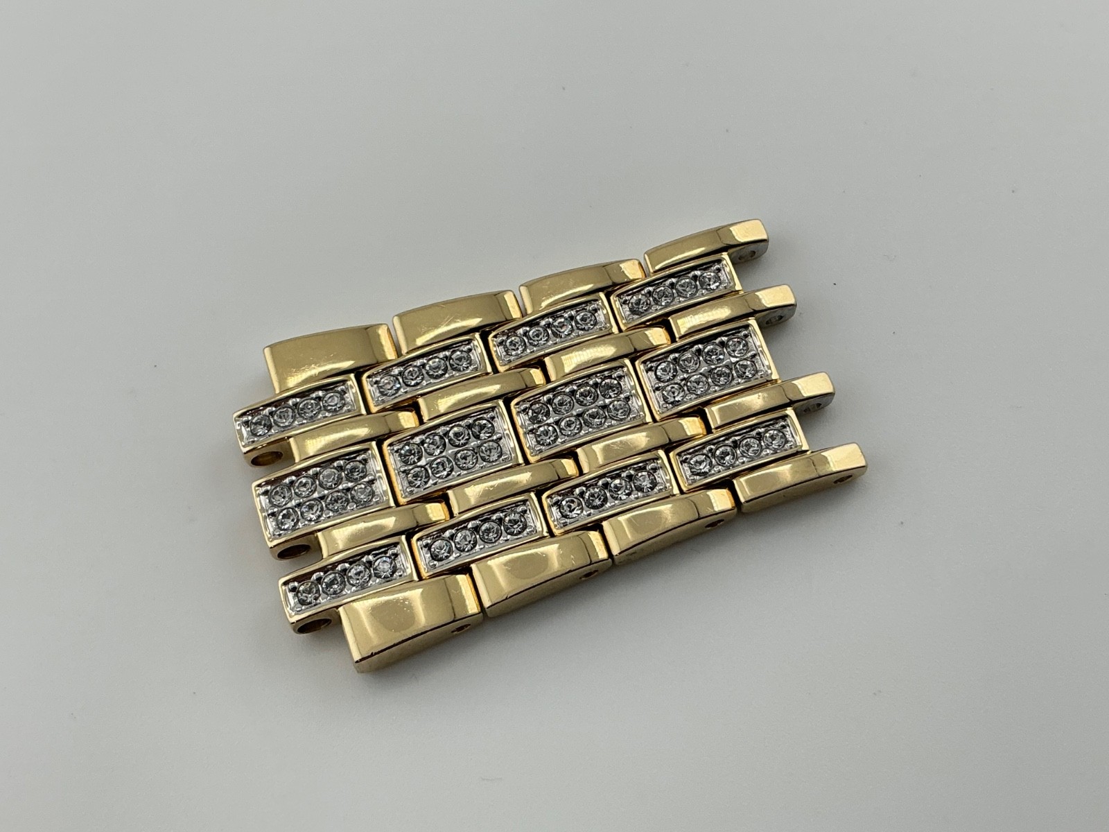 Bulova Men’s Watch Partial band Model 98A295 Gold plated Read description