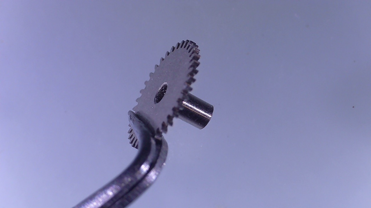 LIP Watch T.18 Wheel Of Hours Height 2.40 Mm Base: Ø 5.25 Mm