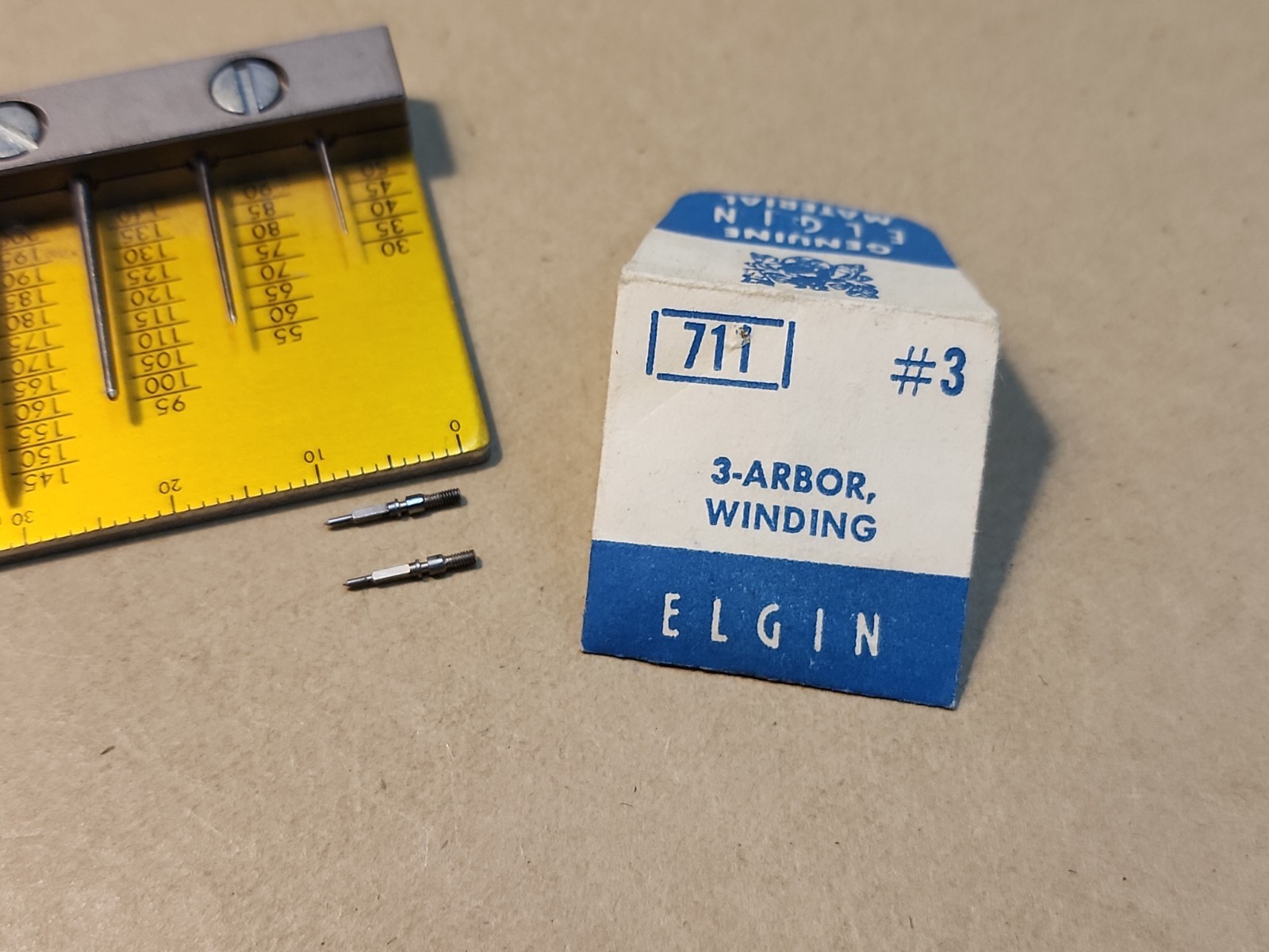 Lot Of 2 NOS Elgin Grade 711 Tap 9 Winding Arbors Stems Parts Spares Repairs