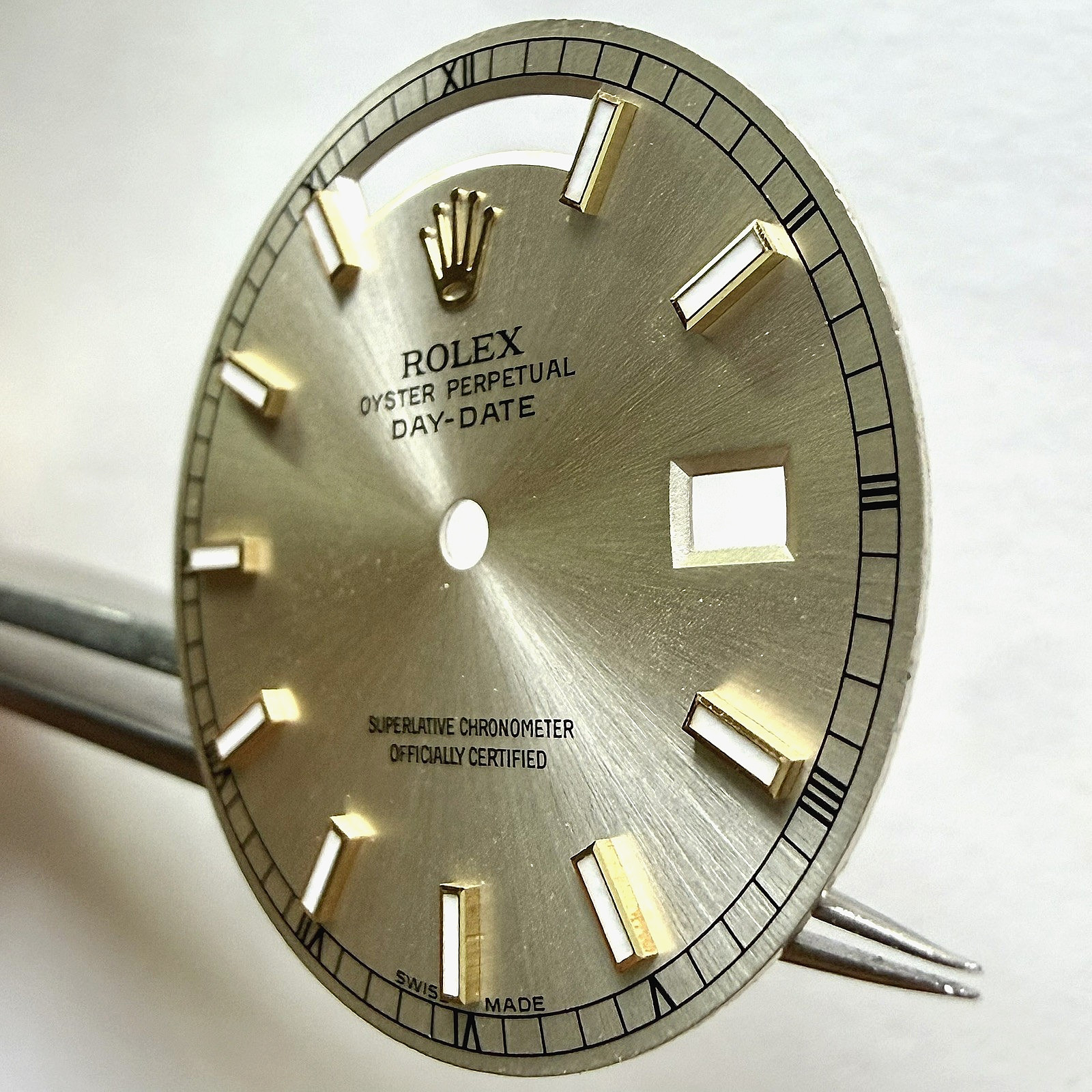 Rolex Day Date Dial 118238 Champagne Dial Super-Luminova – Original