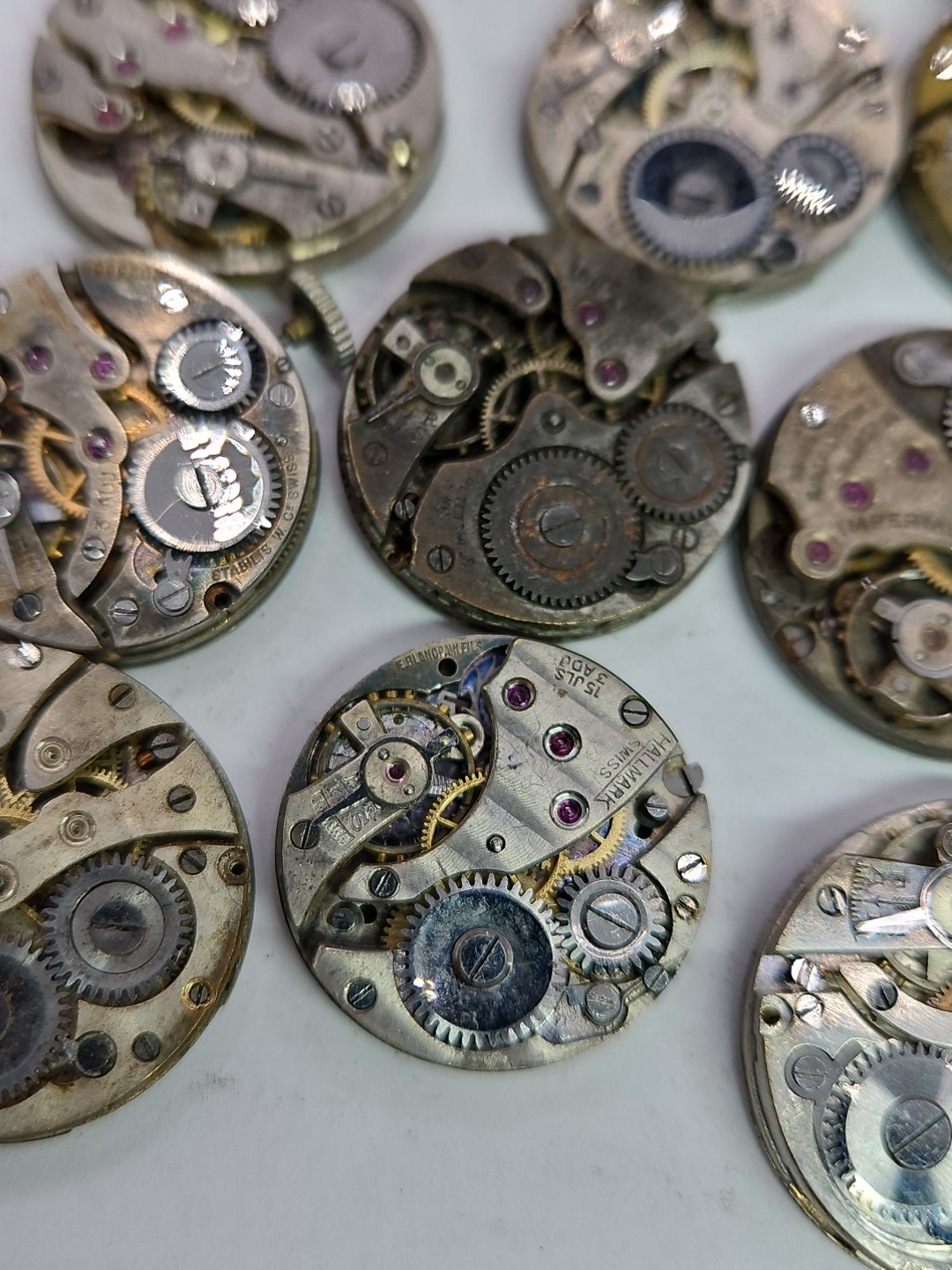 (16) Small Watch Movement Lot Parts/Repair/Crafts (M1)