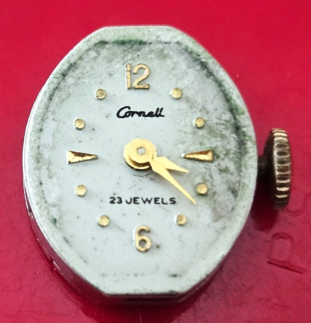 VINTAGE~PRECISION TIME 102 CORNELL~23J USA WATCH MOVEMENT (RUNNING)