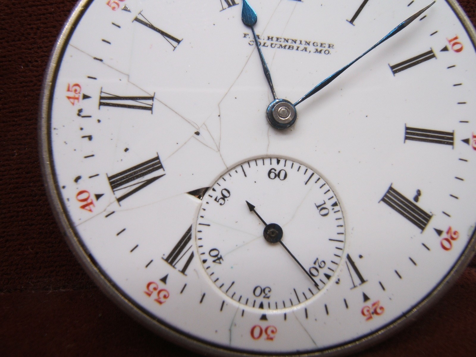 FA HENNINGER POCKET WATCH MOVEMENT & DIAL ILLINOIS WATCH CO 15J SIZE 12 AS IS