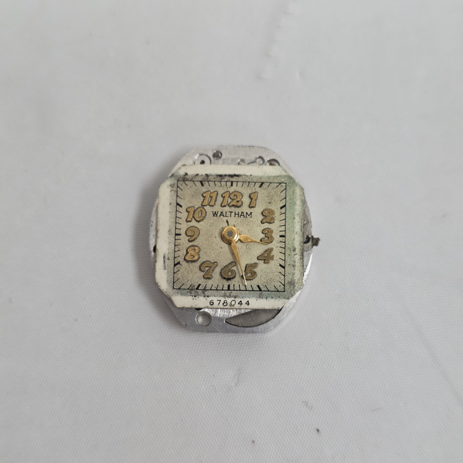 Waltham USA Cal. 678 17J Manual Wind Movement • Vintage 17 Jewel – Good Balance