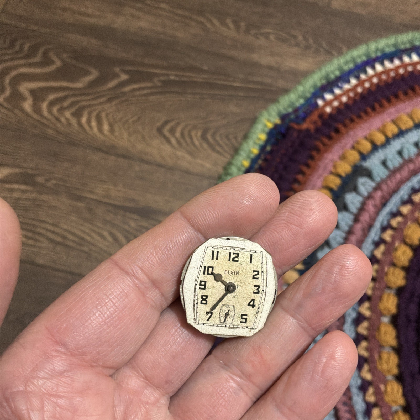 1920’s Elgin Pocket Watch Movement For Parts or Repair 26mm