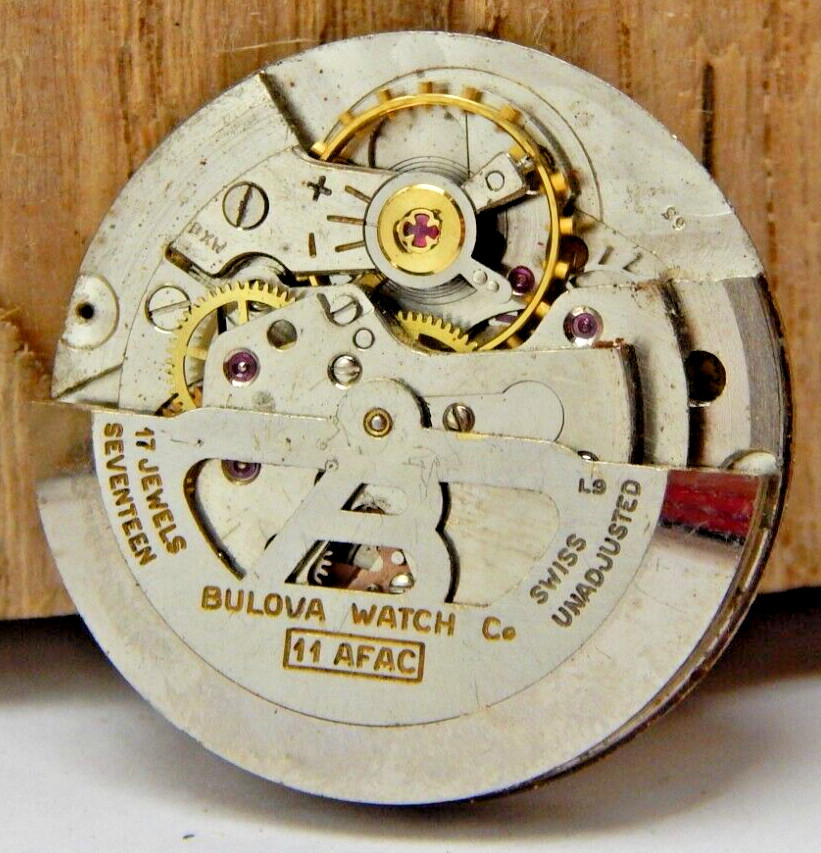 Vintage 1959 Bulova 11AFAC automatic 17 jewel wrist watch movement with dial