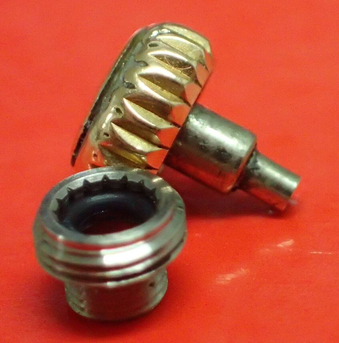 ROLEX Original 600-8+ Gold Crown & Tube 6mm Datejust – FOR PARTS/REPAIR