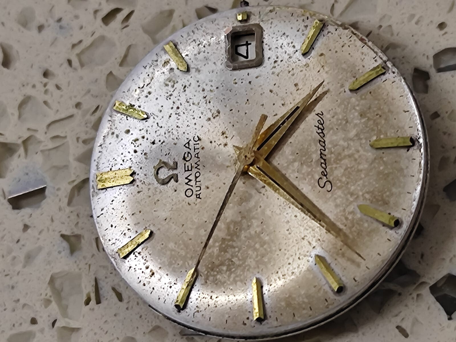 Omega 562/565 Incomplete Complete Movement with dial & hands Not Working parts