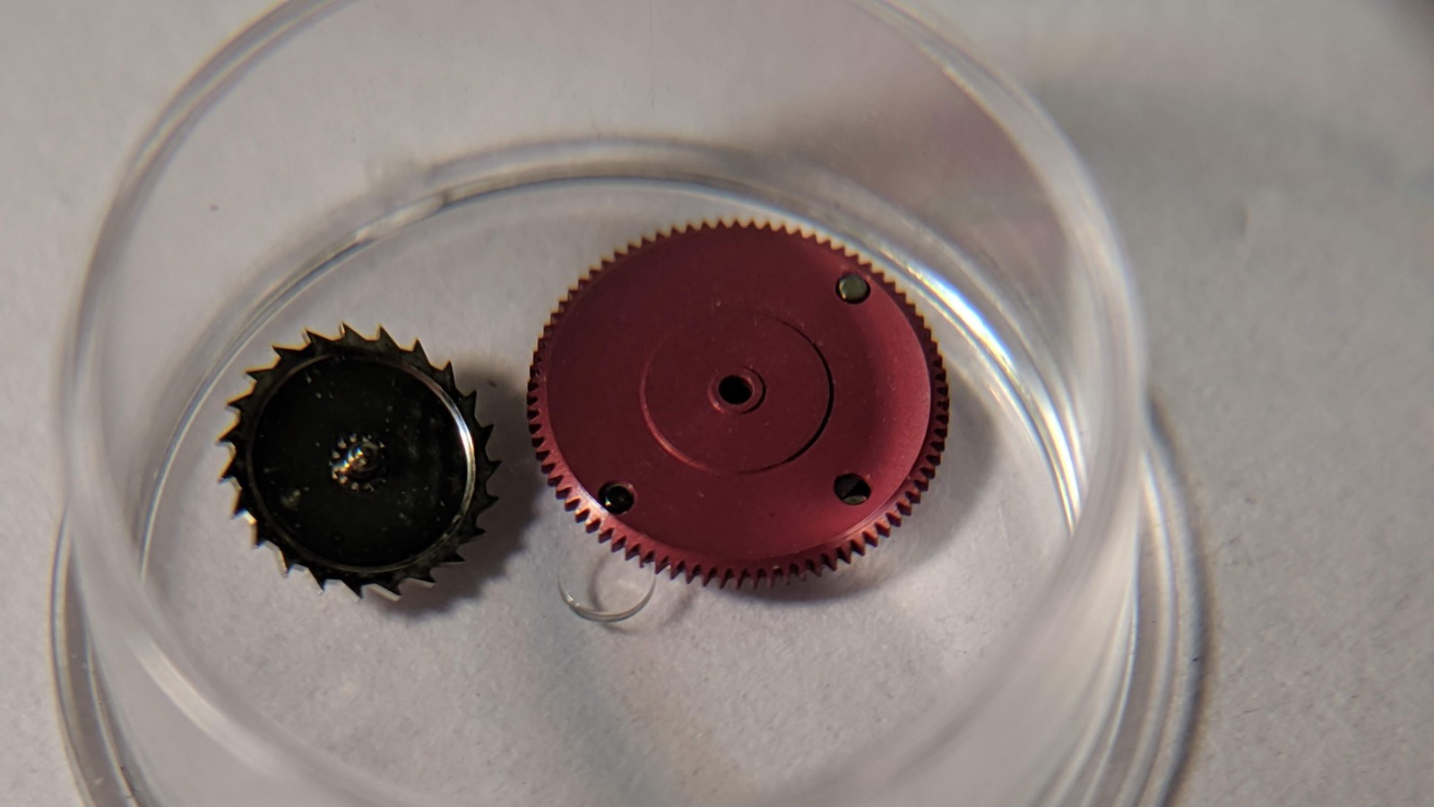 Rolex 2130 540 OLD GENERATION – HOLE in RED WHEEL, pre-owned, SALE!