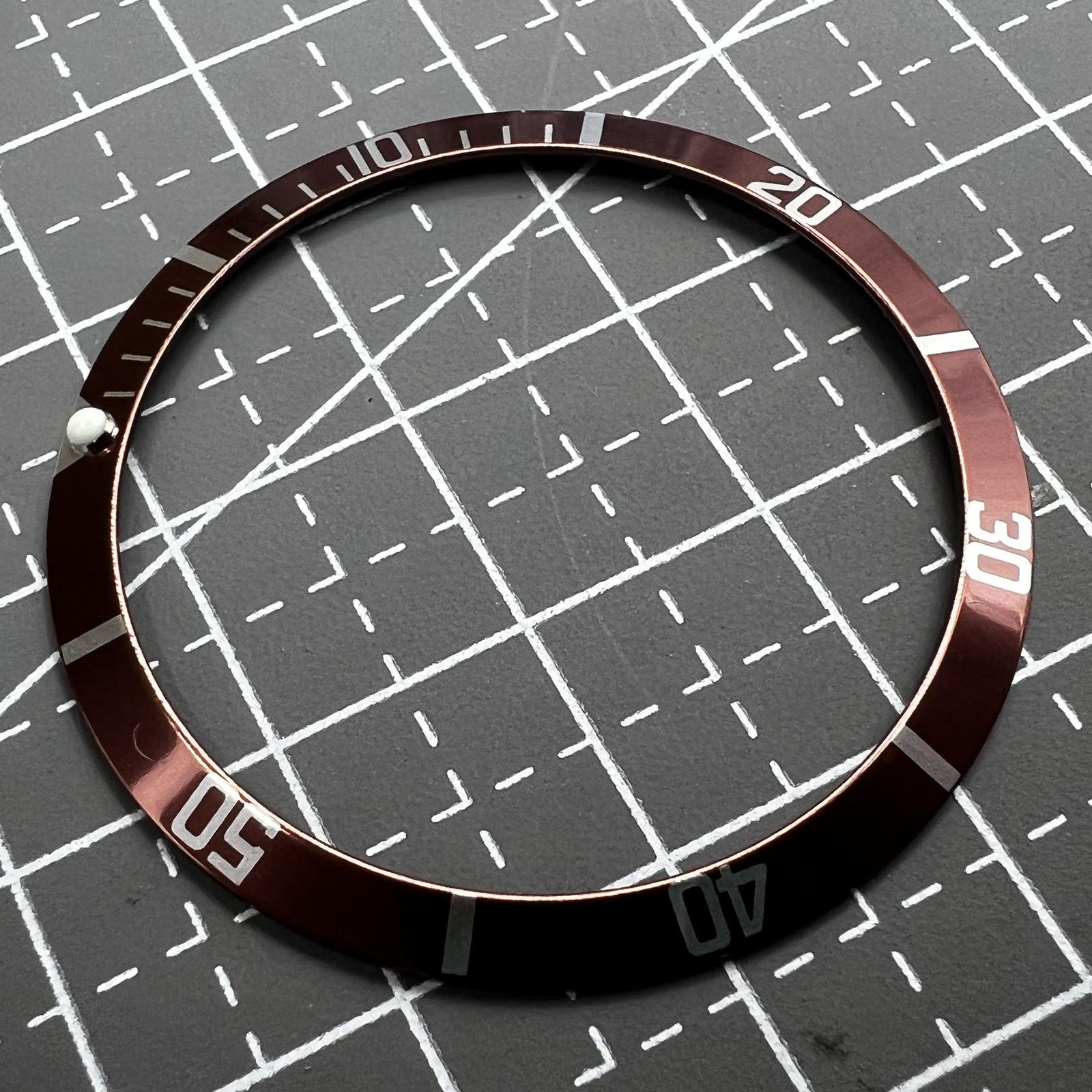 36.5*30.8mm Vintage Aluminum Alloy Slope Green Luminous Brown Watch Bezel