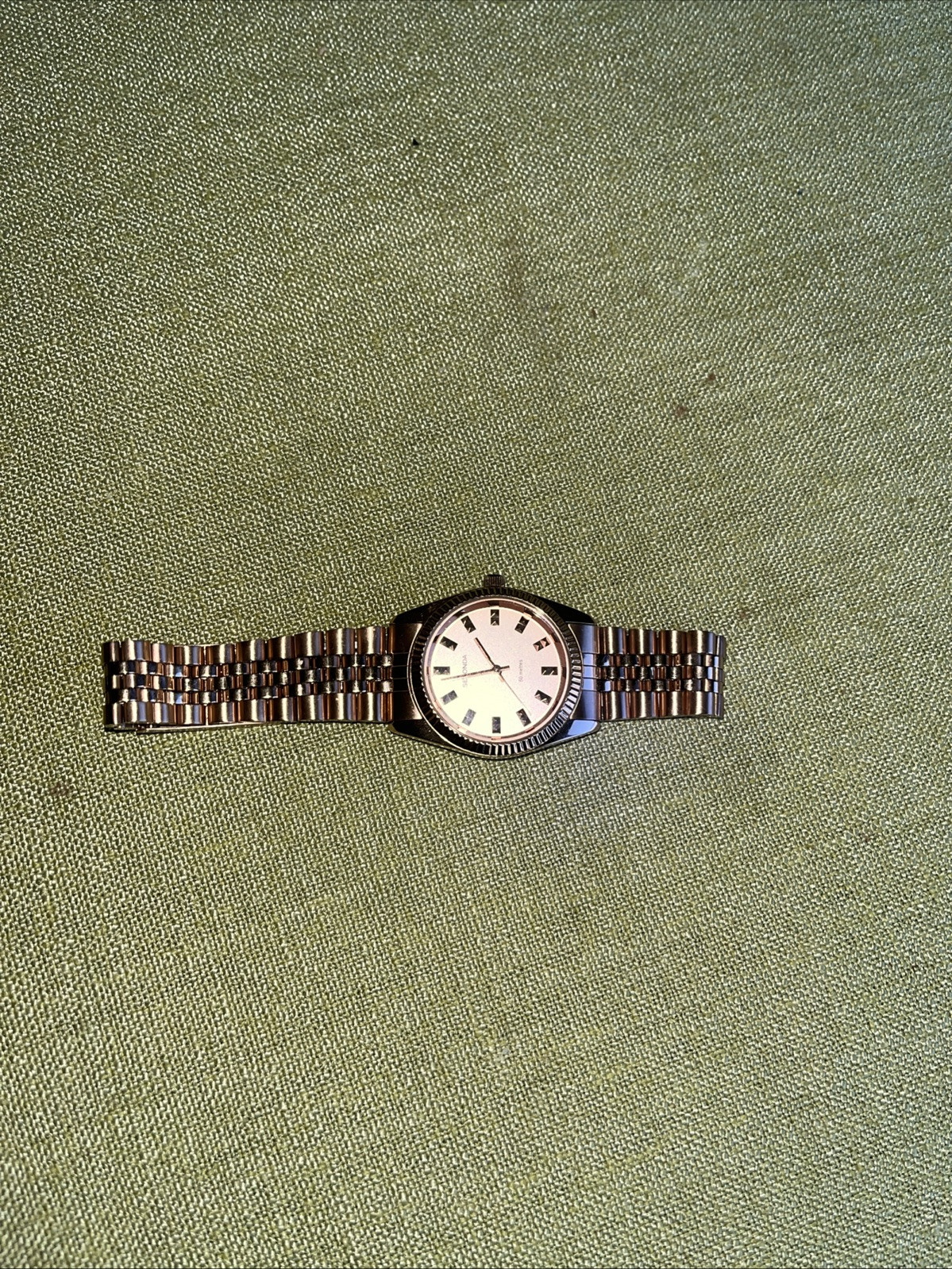 Gents Seconda Quartz Watch In New Condition
