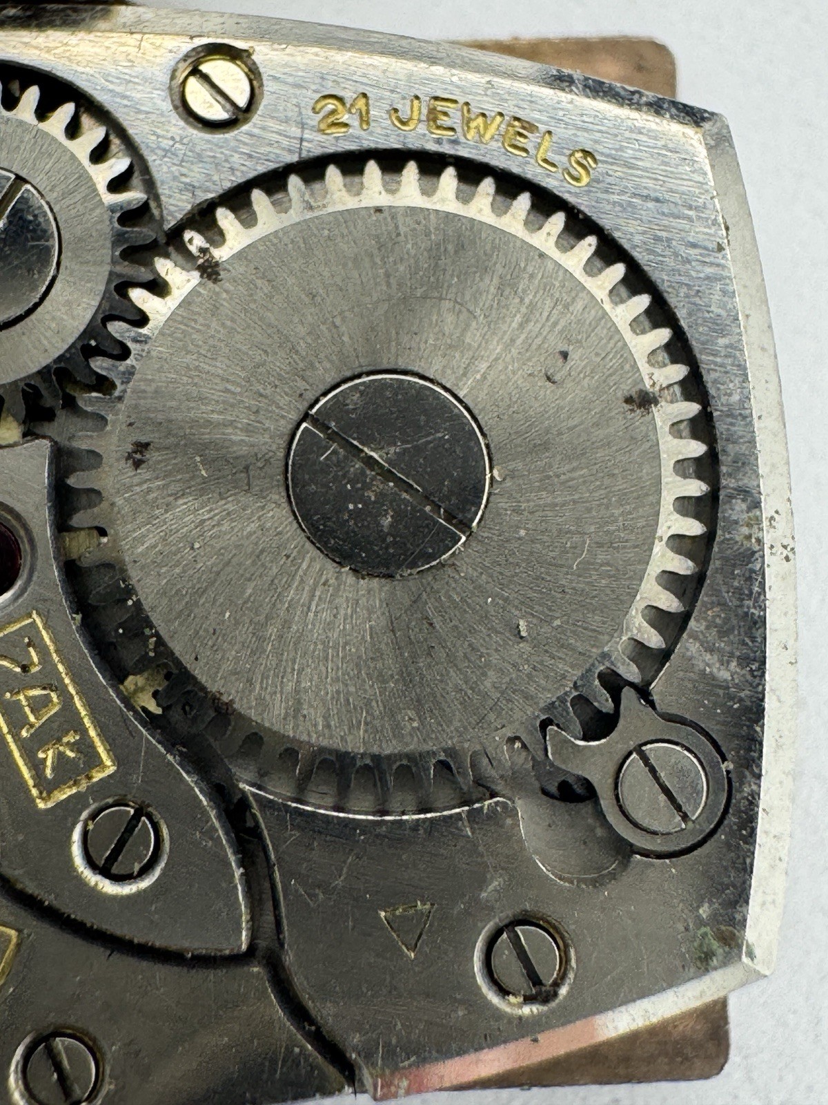 Vintage Bulova 7AK Men’s Wristwatch Movement – Runs