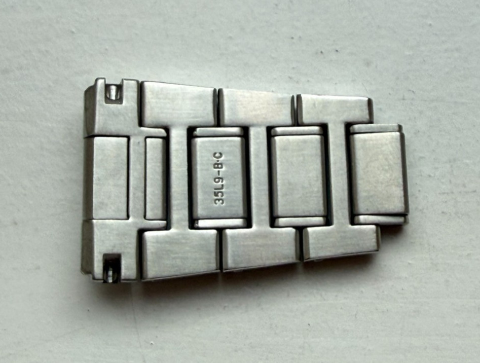 1x Seiko Velatura 35L9JB 1/2 Partial Bracelet Band 5M65-0AD0 7T62-0HD0 5D44-0AA0