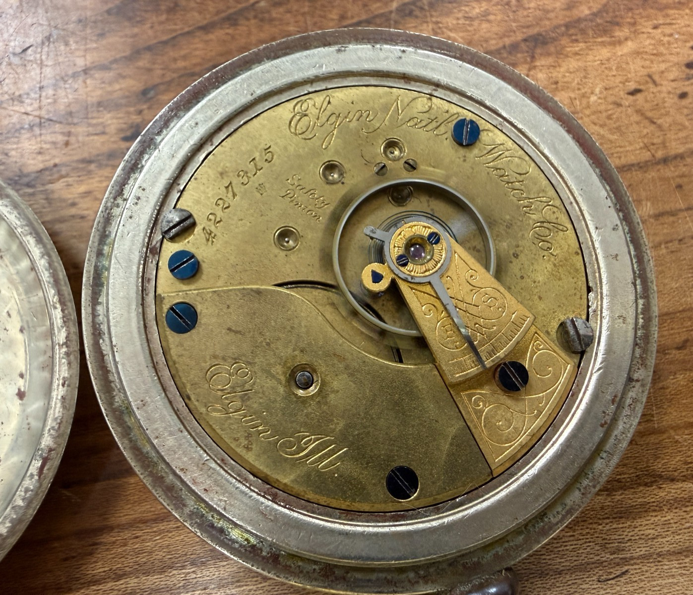 Antique 18s Elgin 73 7 jewel Pocket Watch For Parts Steam Locomotive Motif
