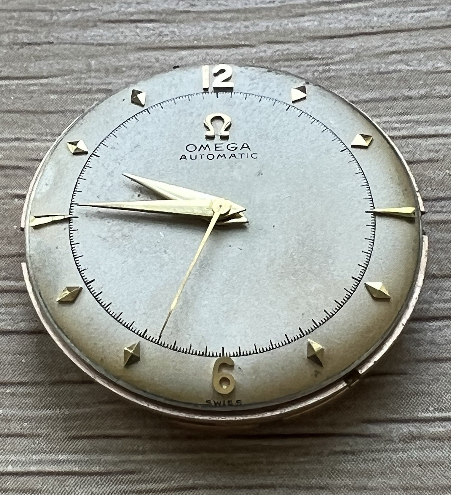 VINTAGE c.1952 OMEGA CALIBER 351 BUMPER WATCH MOVEMENT w/ KILLER ORIGINAL DIAL