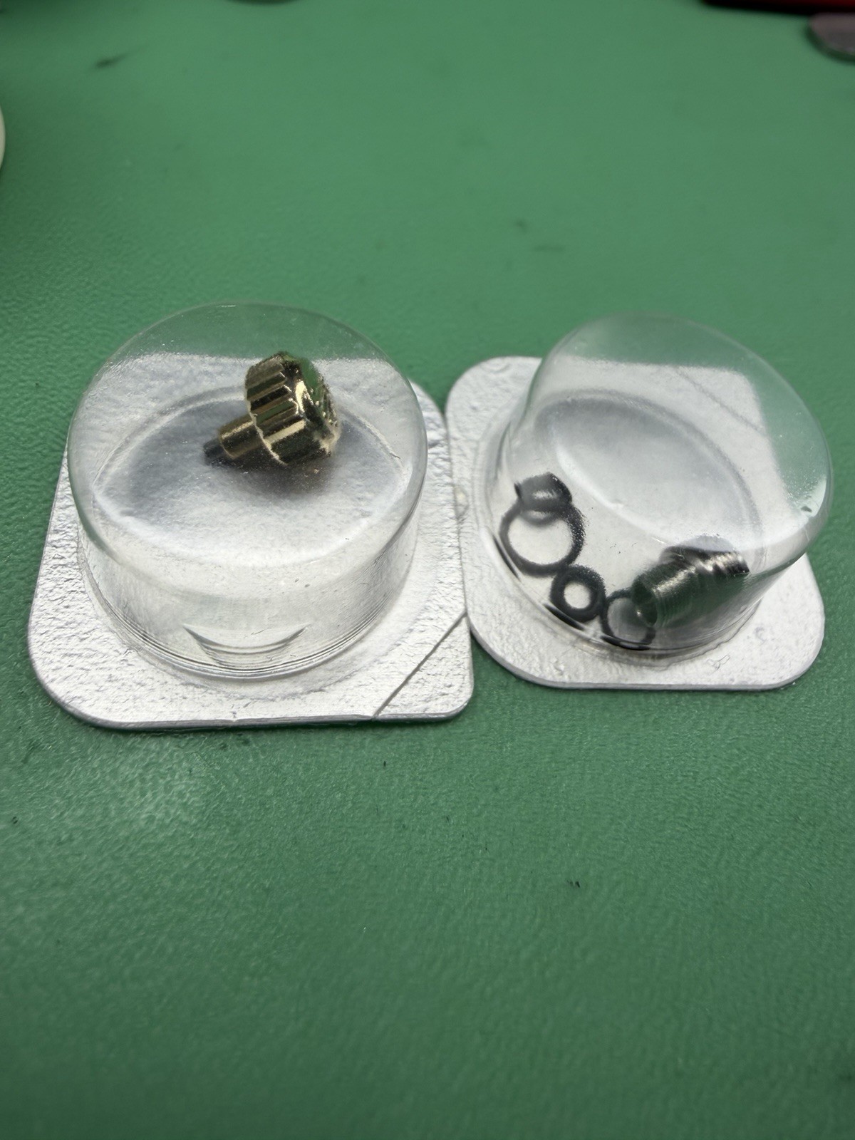 Rolex Crown 24-704-8 And Case Tube