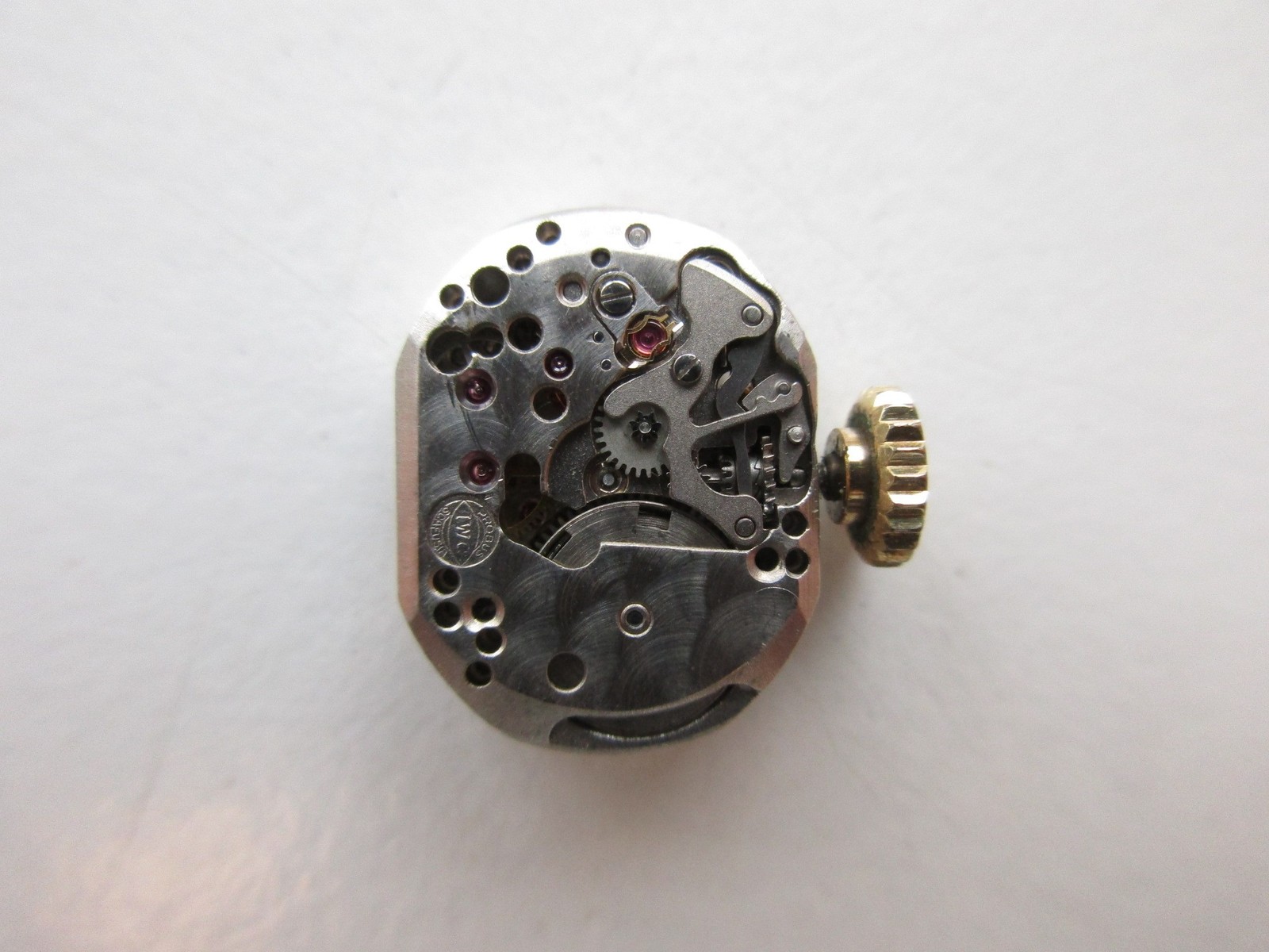 IWC International watch co cal. C.431 Swiss vintage movement – running